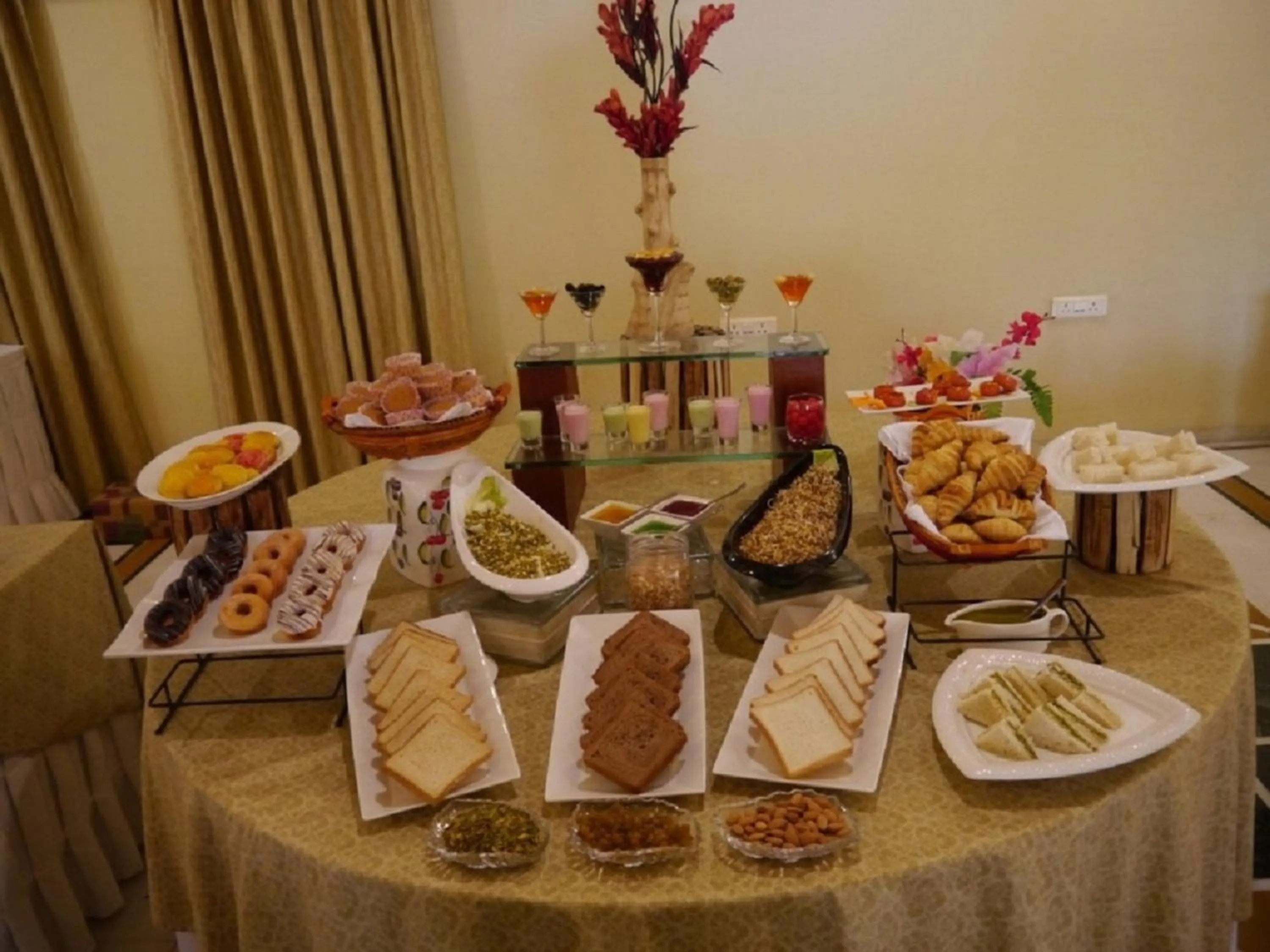 Continental breakfast in The Ummed Jodhpur Palace Resort & Spa