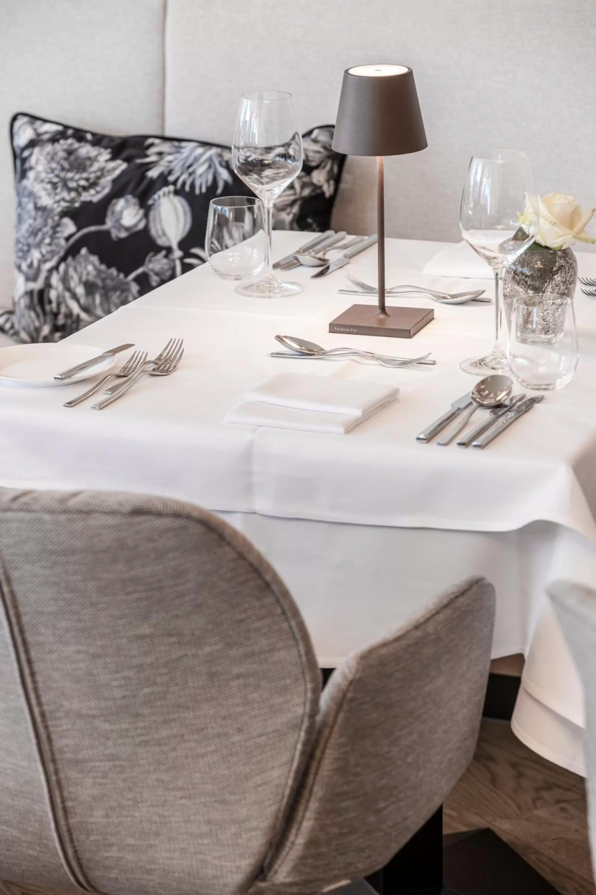 Restaurant/places to eat in NIDUM - Casual Luxury Hotel