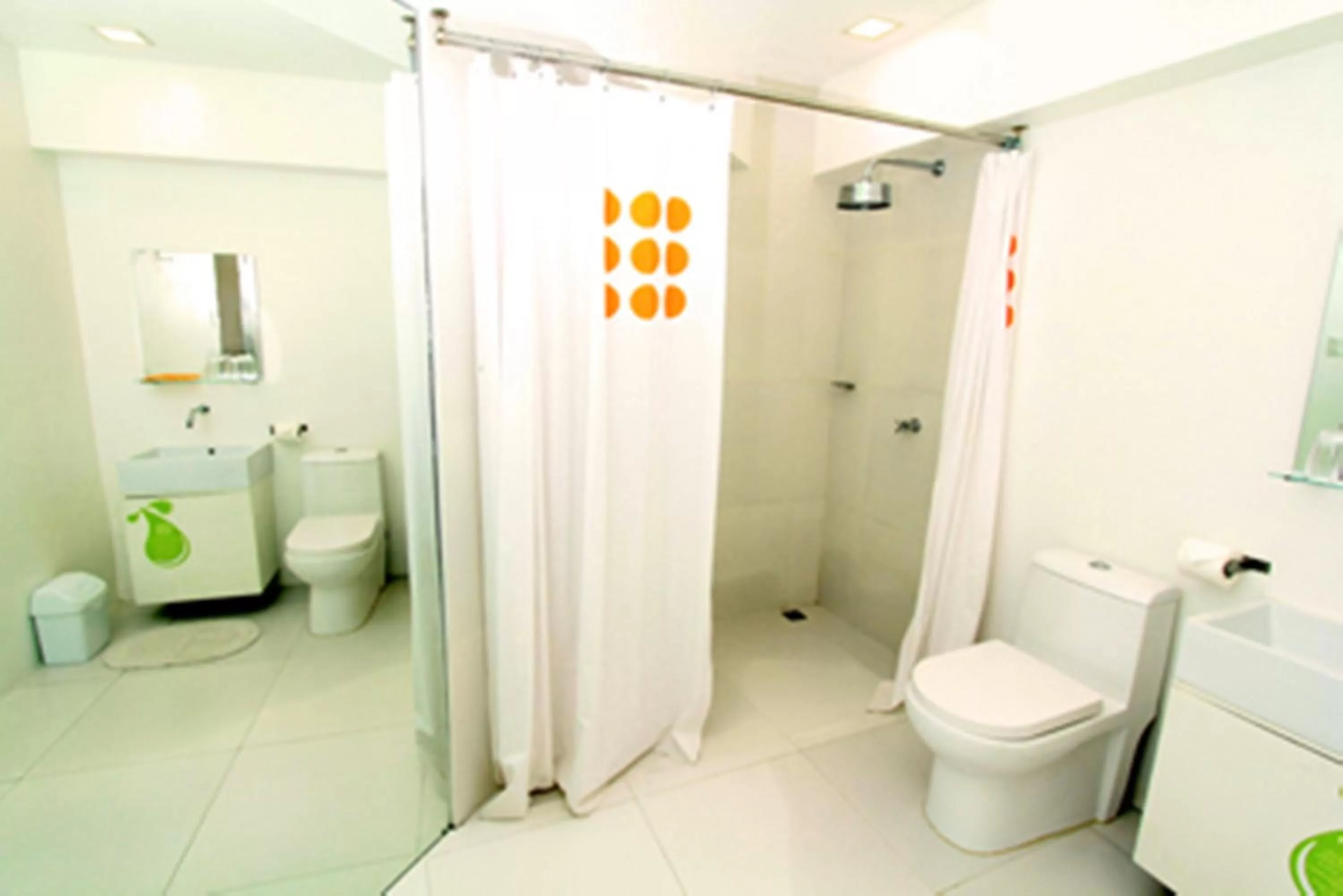Shower in Islands Stay Hotels Mactan