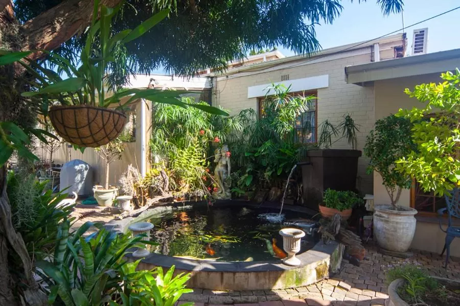 Garden in 79 On Ridge