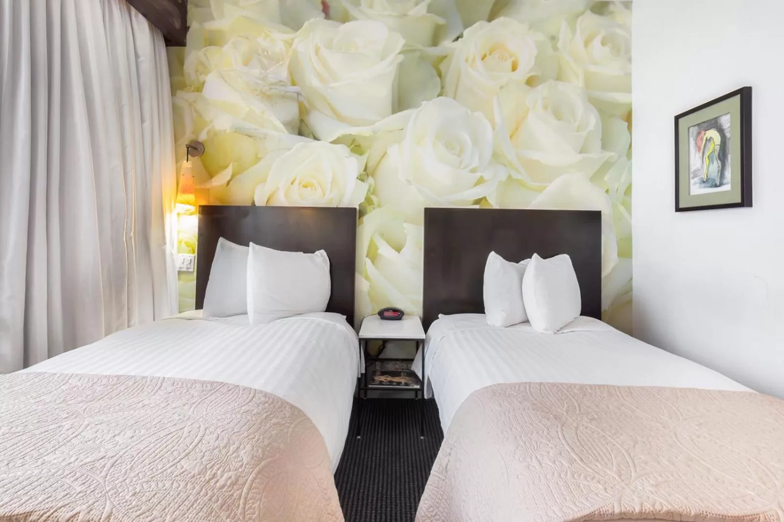 Bed in The O Hotel, Trademark Collection by Wyndham