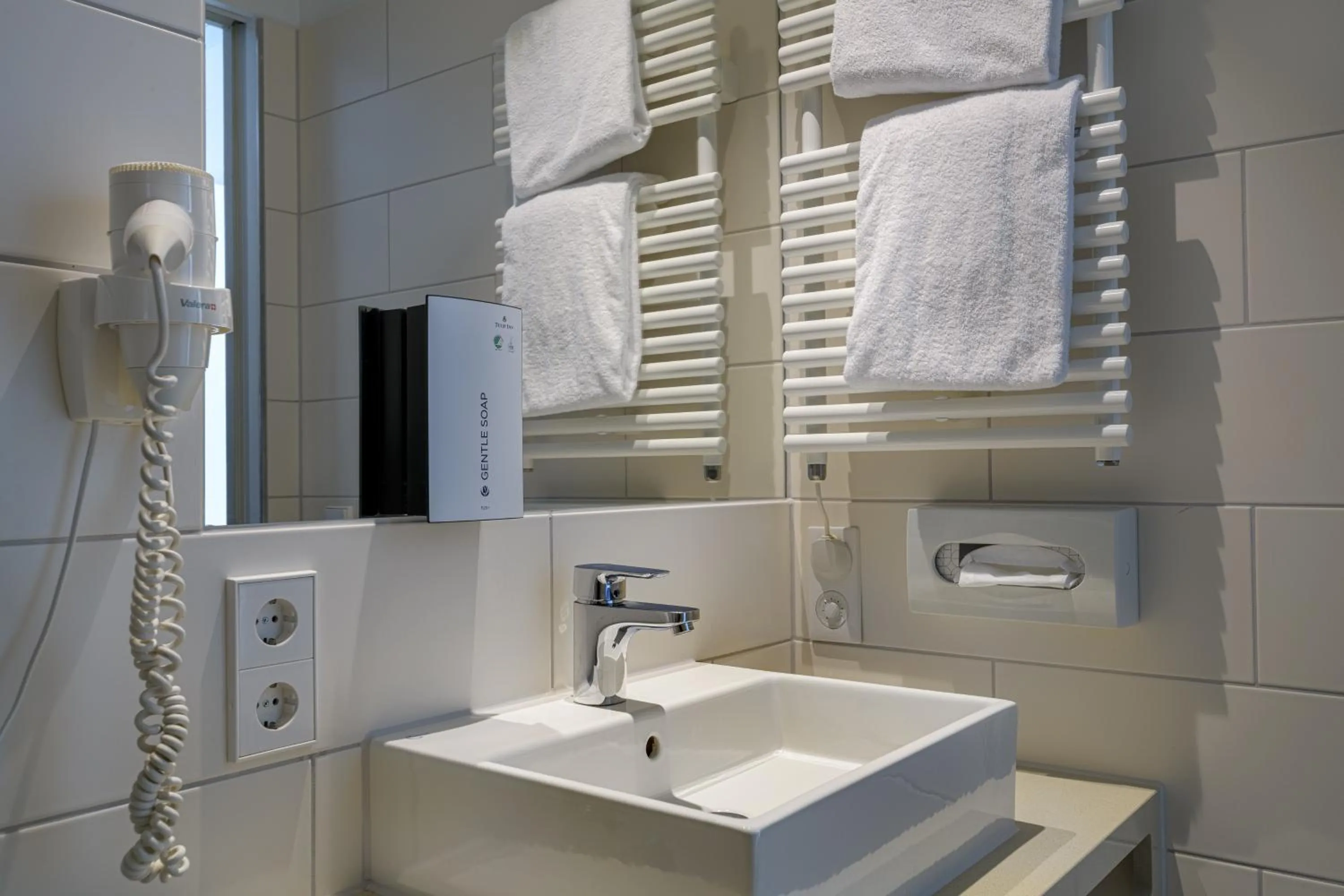 Bathroom in Tulip Inn München Messe