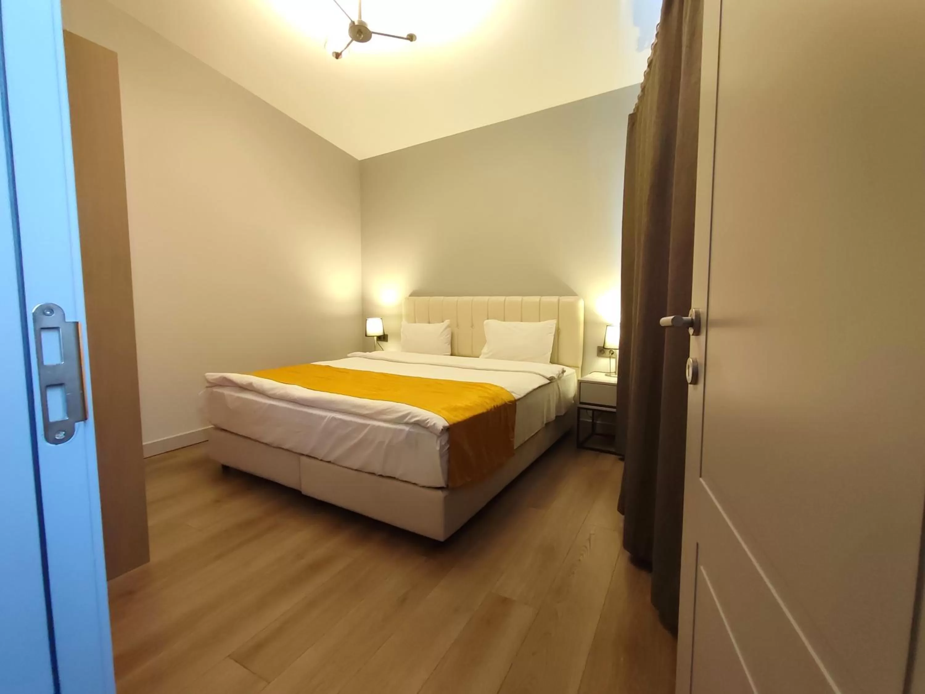 Bedroom, Bed in Galata World Hotel