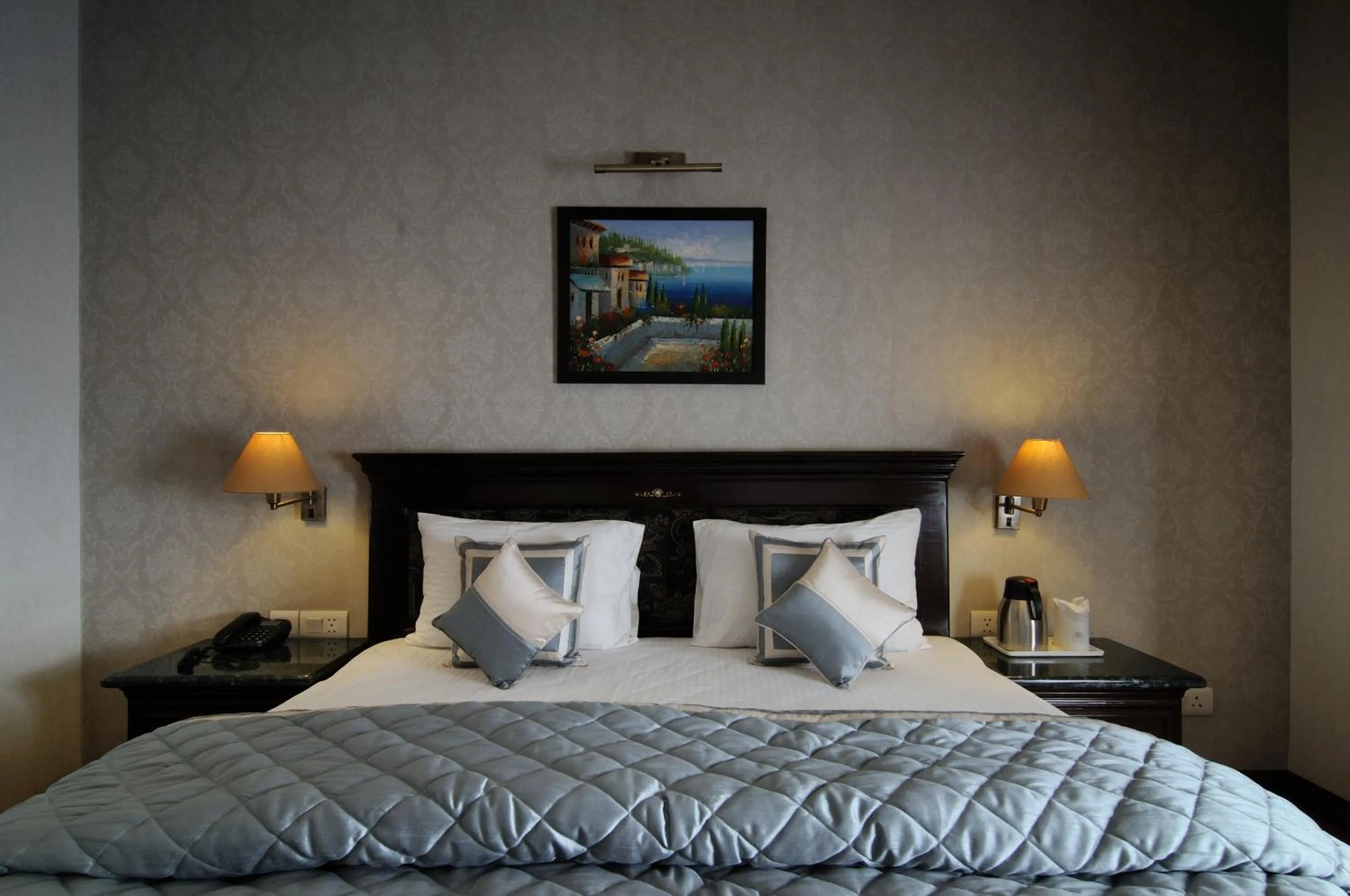 Bed in Hotel Diplomat Residency