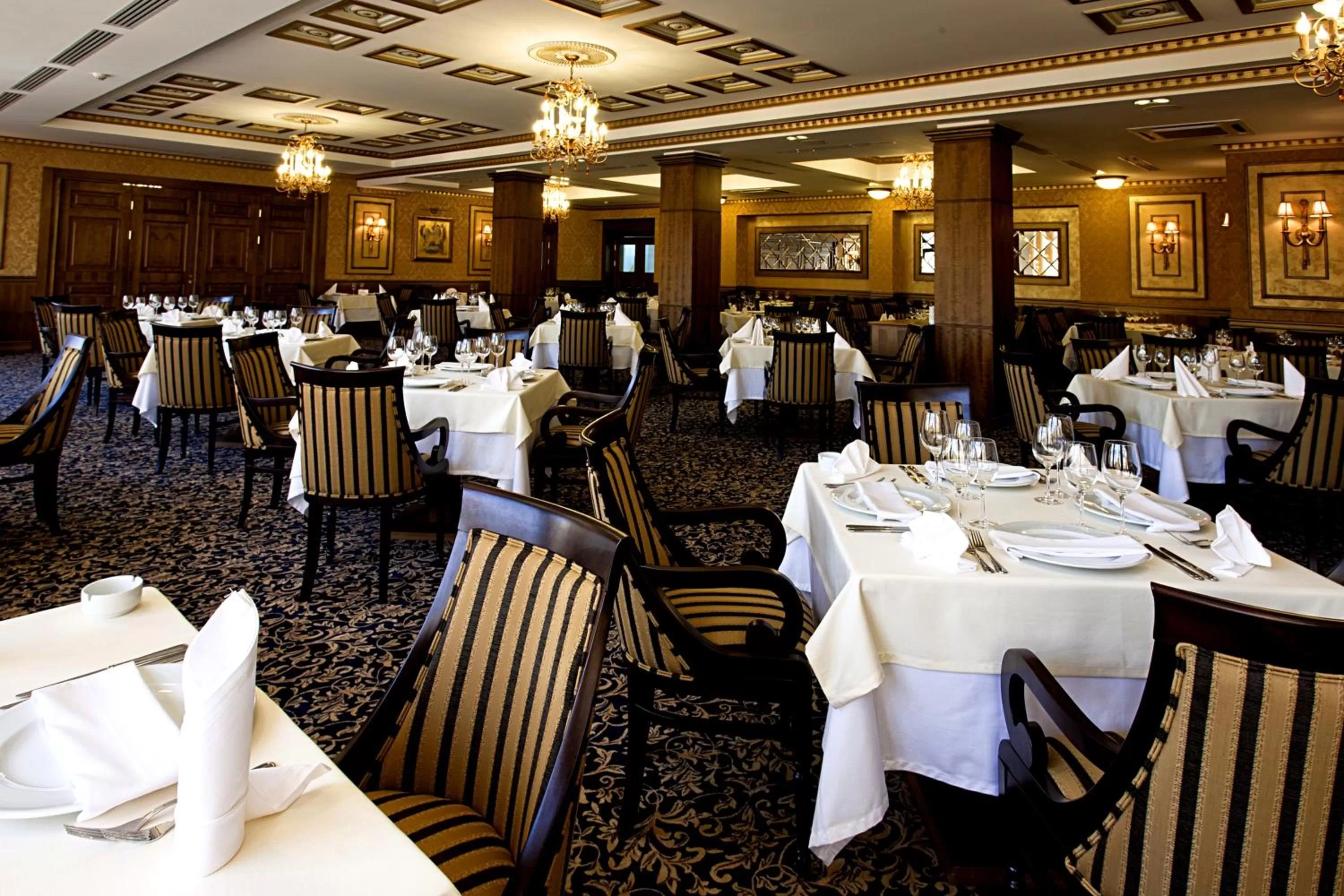 Restaurant/places to eat in Primoretz Grand Hotel & Spa