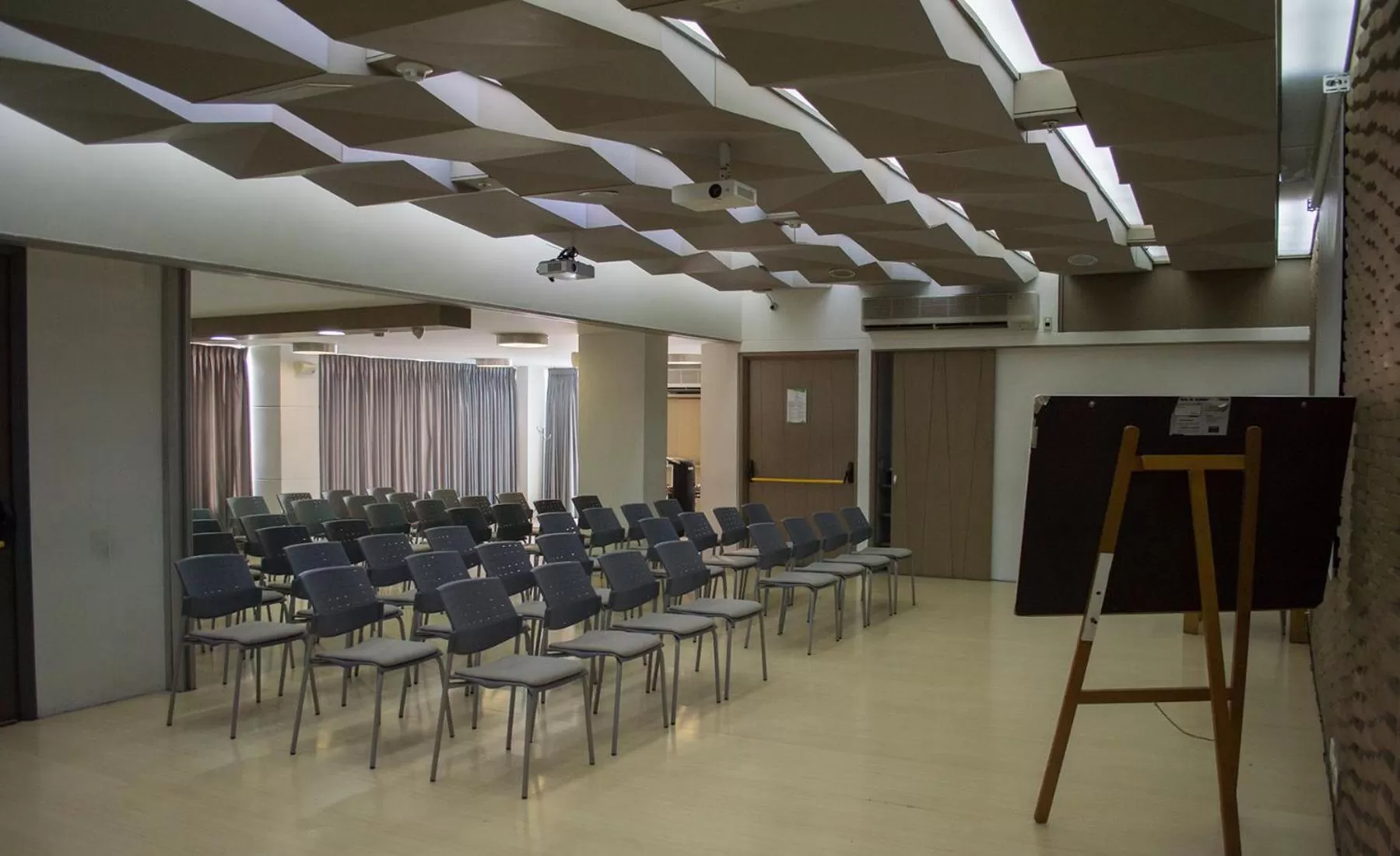 Meeting/conference room in Inntu Hotel