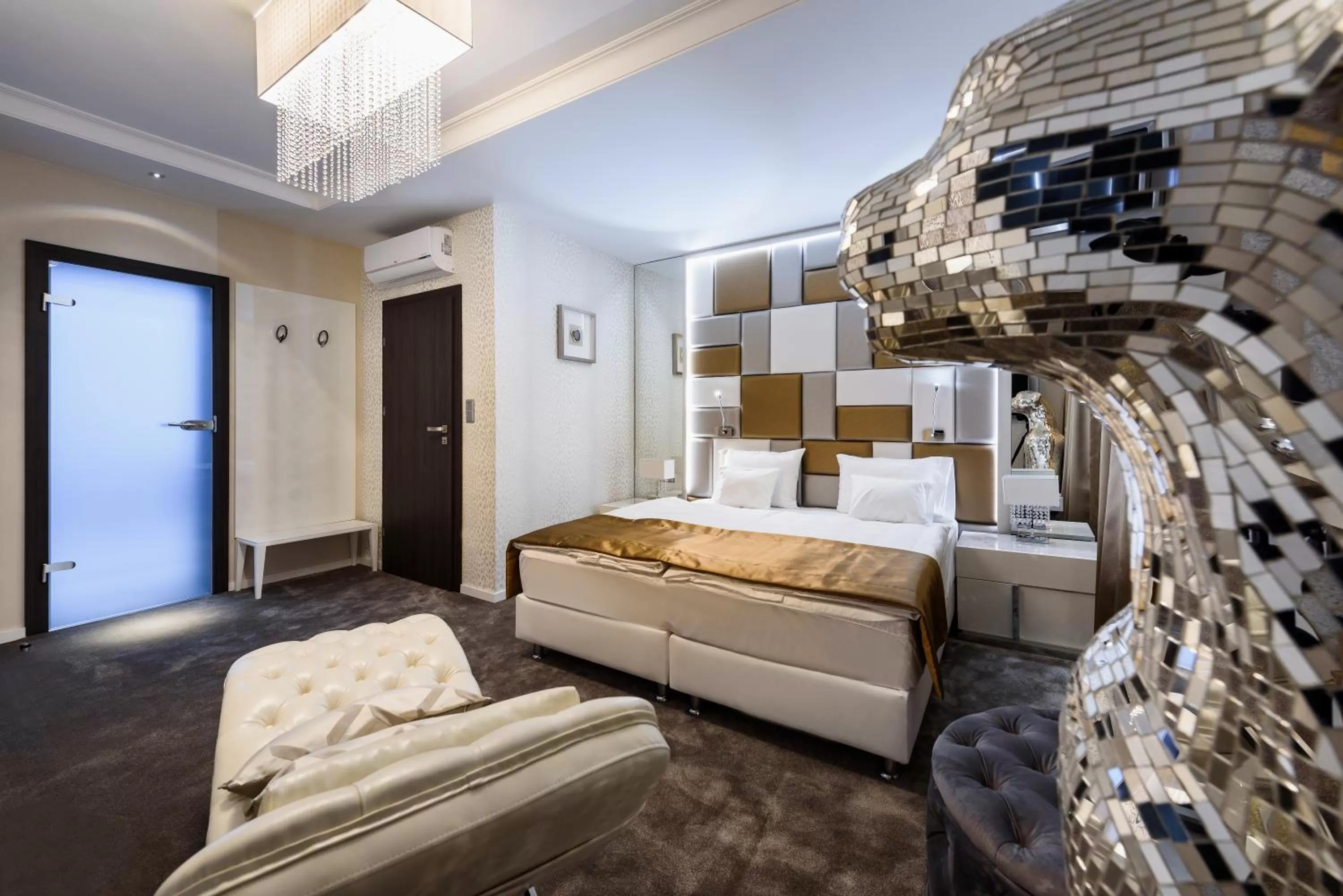 Bedroom, Bed in RQ Boutique & Unique Hotel