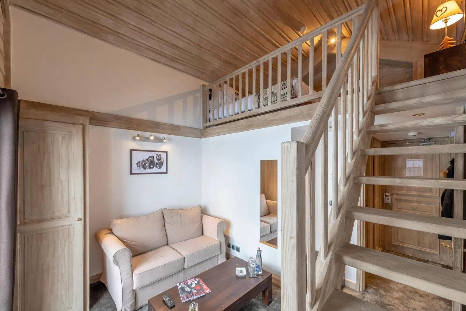 Bedroom in Hotel La Chaudanne