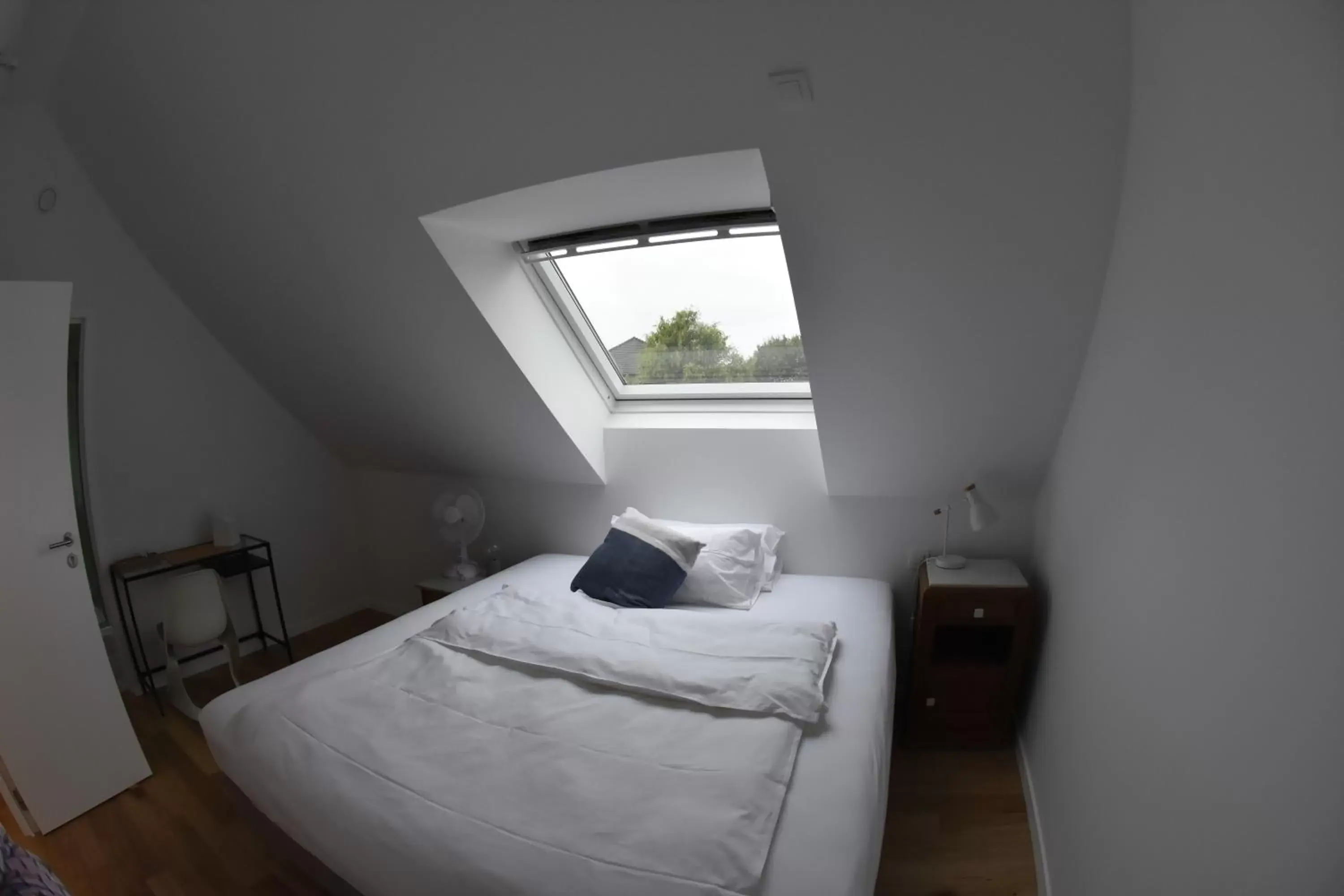 Deluxe Double or Twin Room with Garden View in Akrenbos 101 Deluxe Double or Twin Room with Garden View in Akrenbos 101