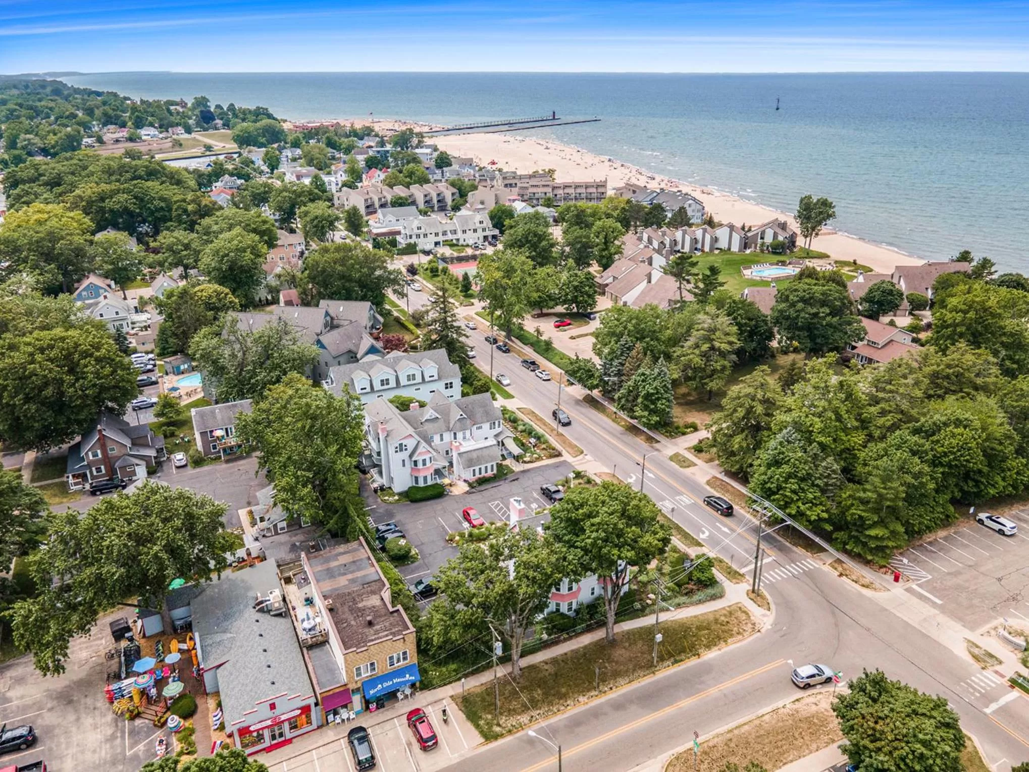 Property building in Yelton Manor Bed and Breakfast