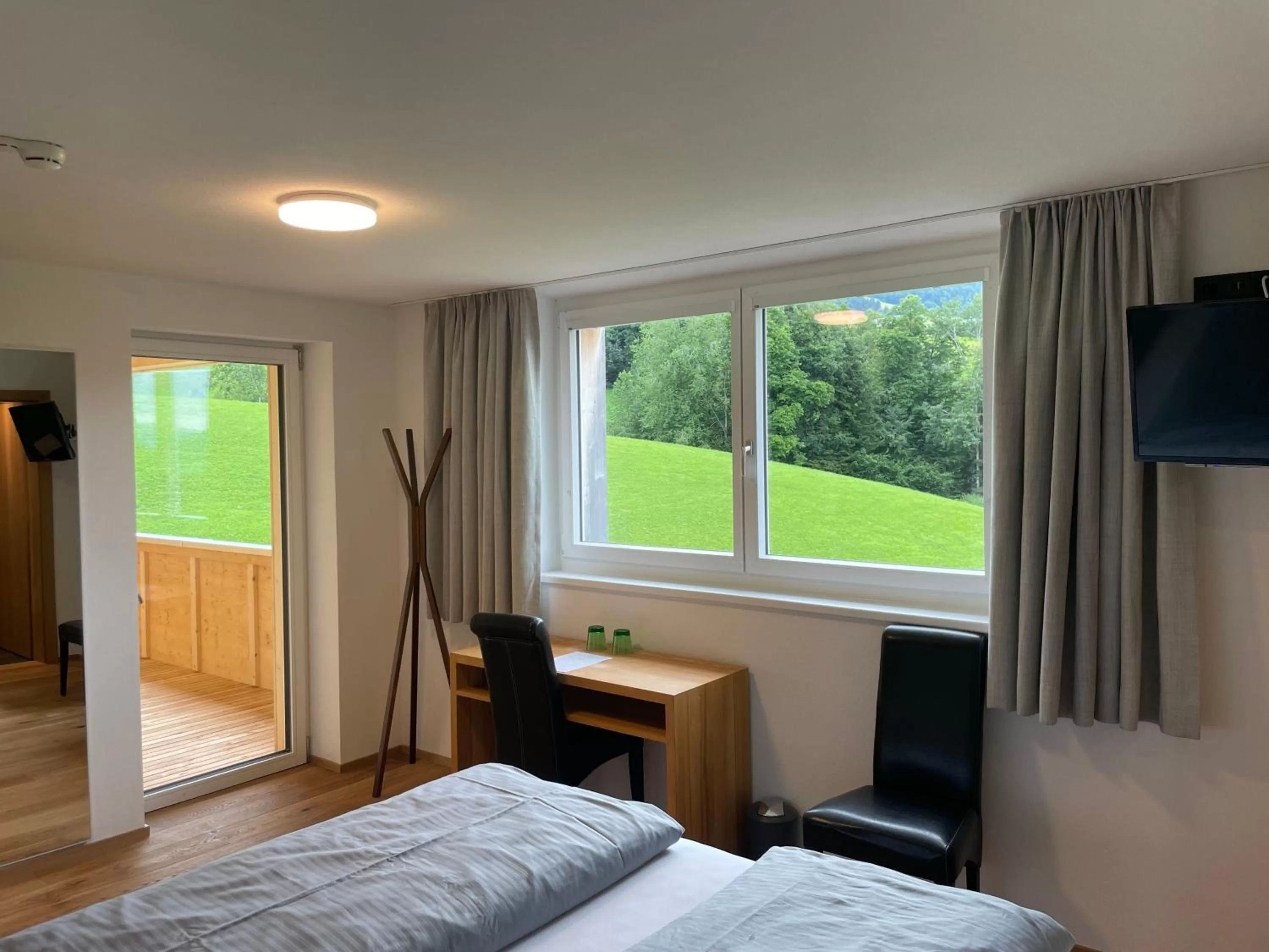 Bed in Panoramahotel Sonnhalde