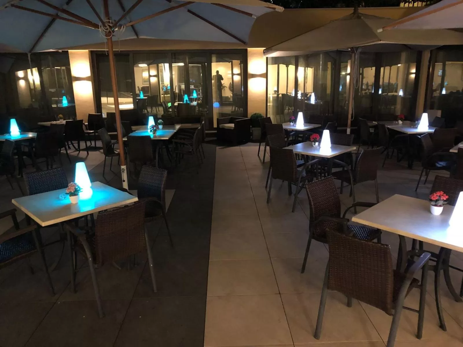 Patio in Cardinal Hotel St. Peter