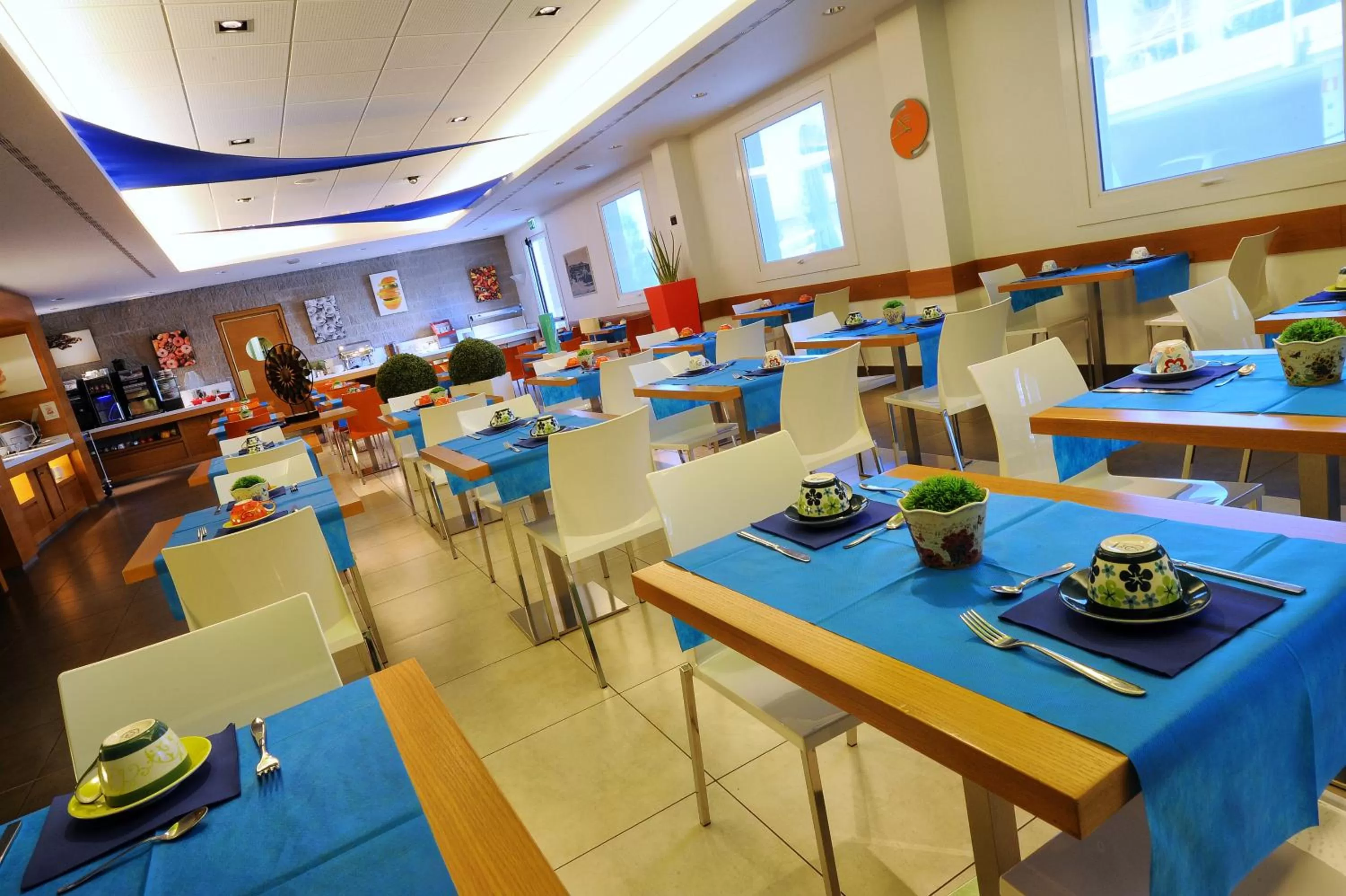 Restaurant/places to eat in Bes Hotel Bergamo Ovest