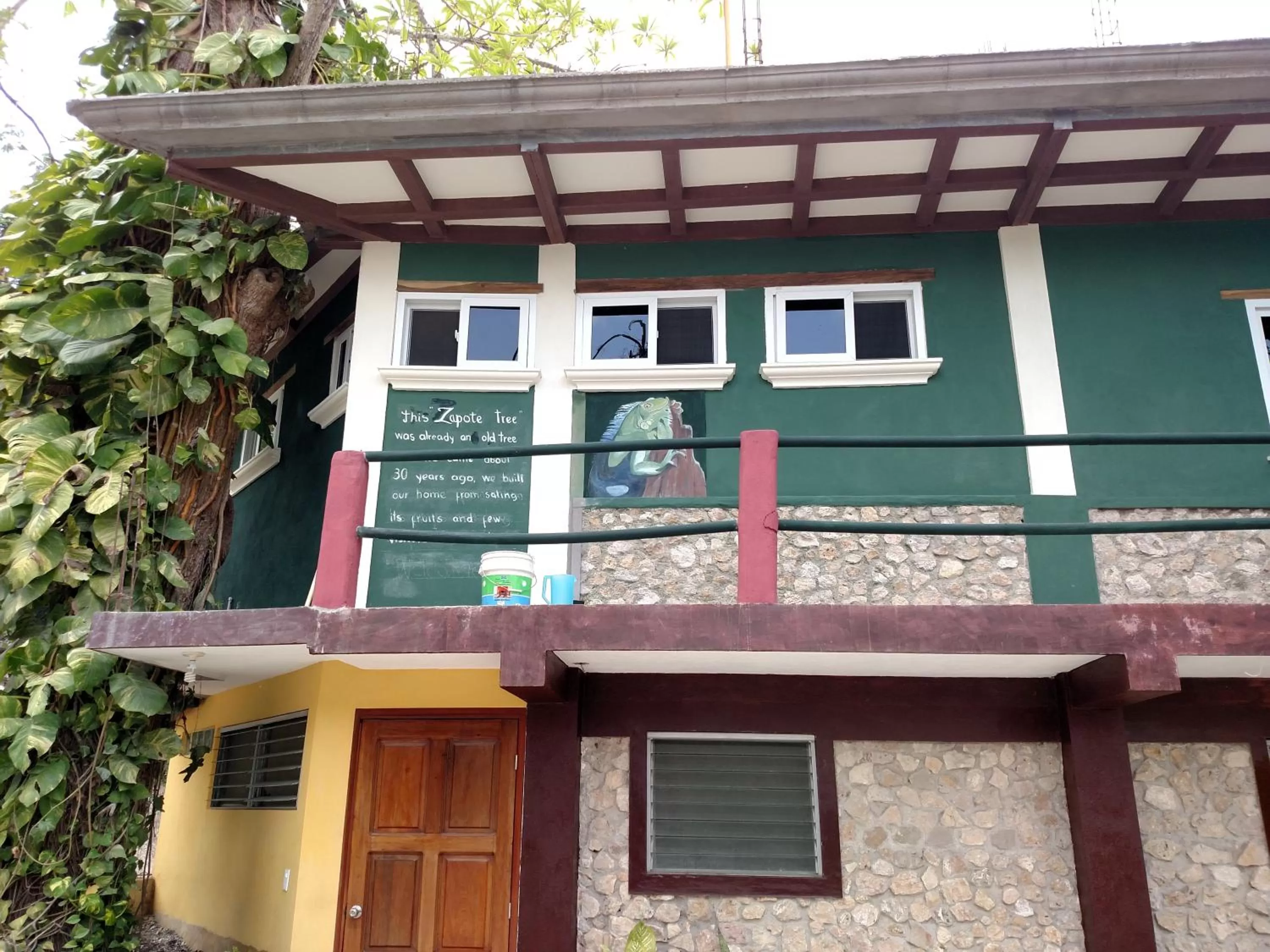 Facade/entrance, Property Building in Zapote Tree Inn