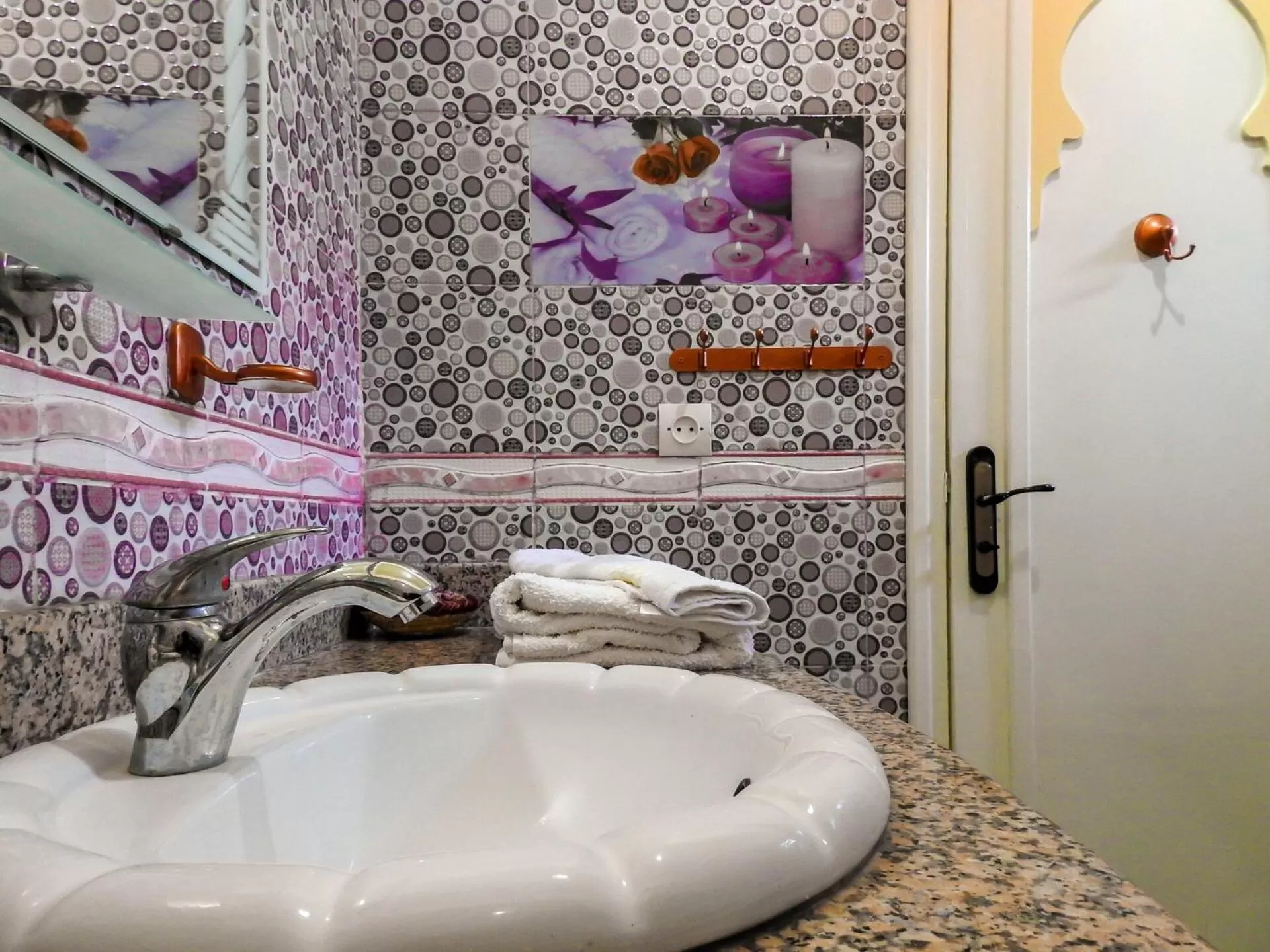 Bathroom in Le Bleu House