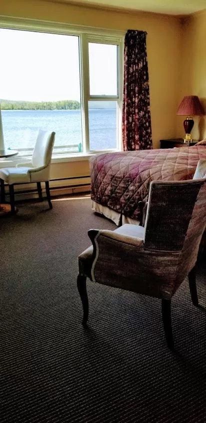 Bed in St Ann's Motel & Cottage