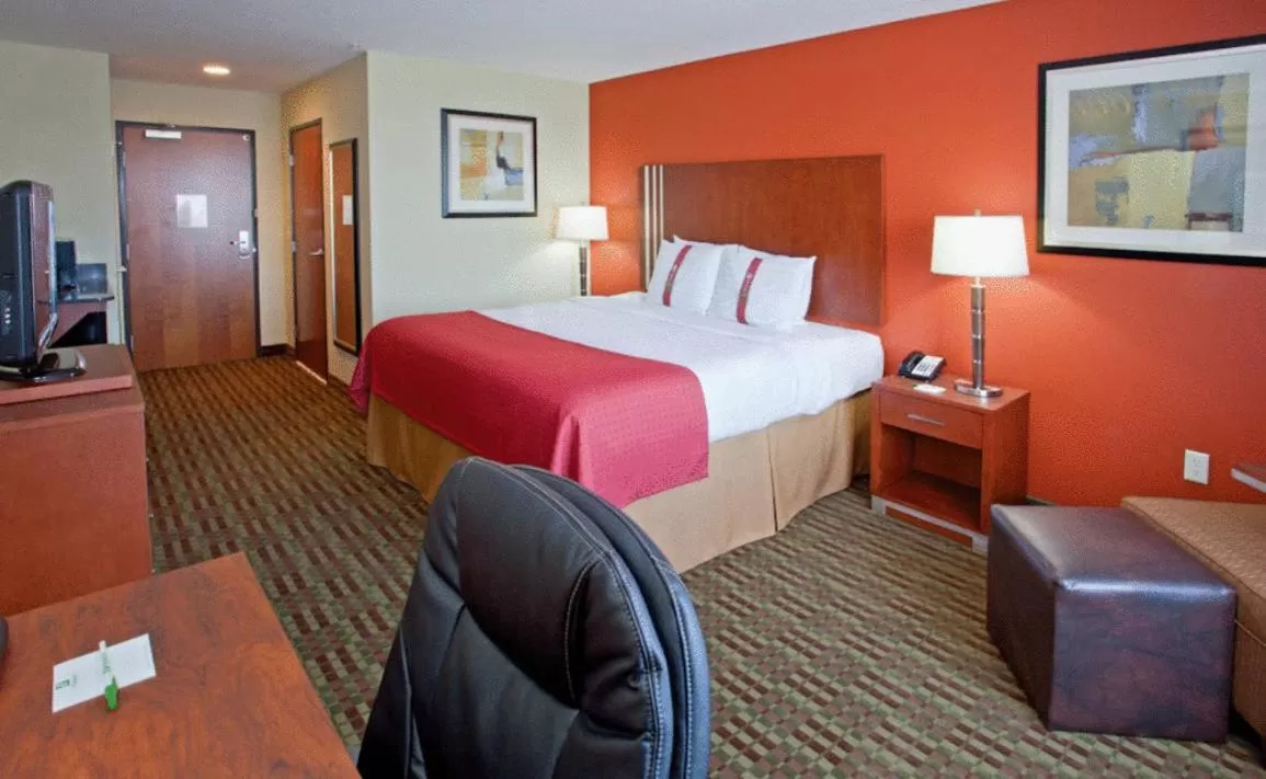 Holiday Inn Austin North by IHG