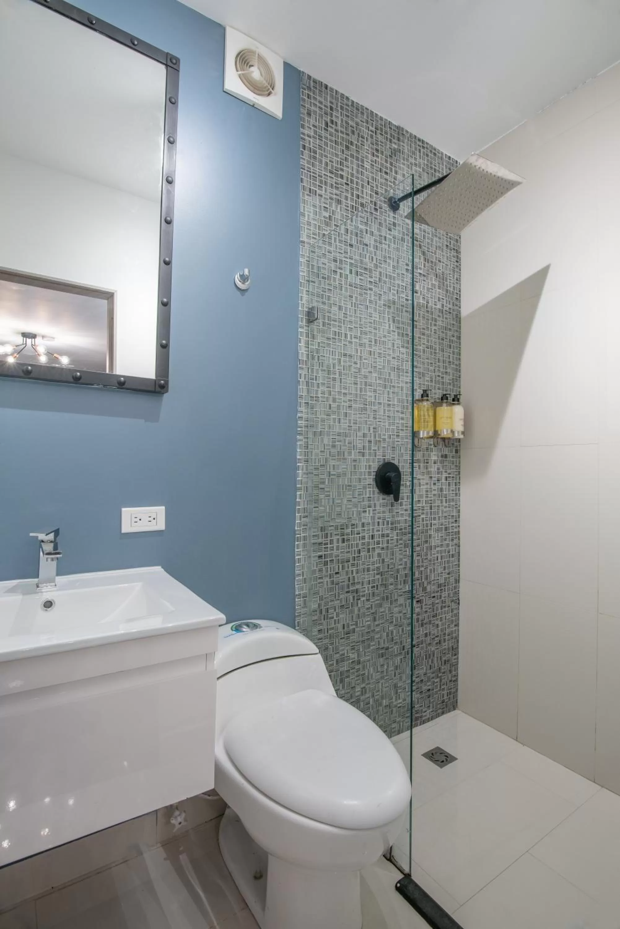 Bathroom in Viktory Boutique Hotel