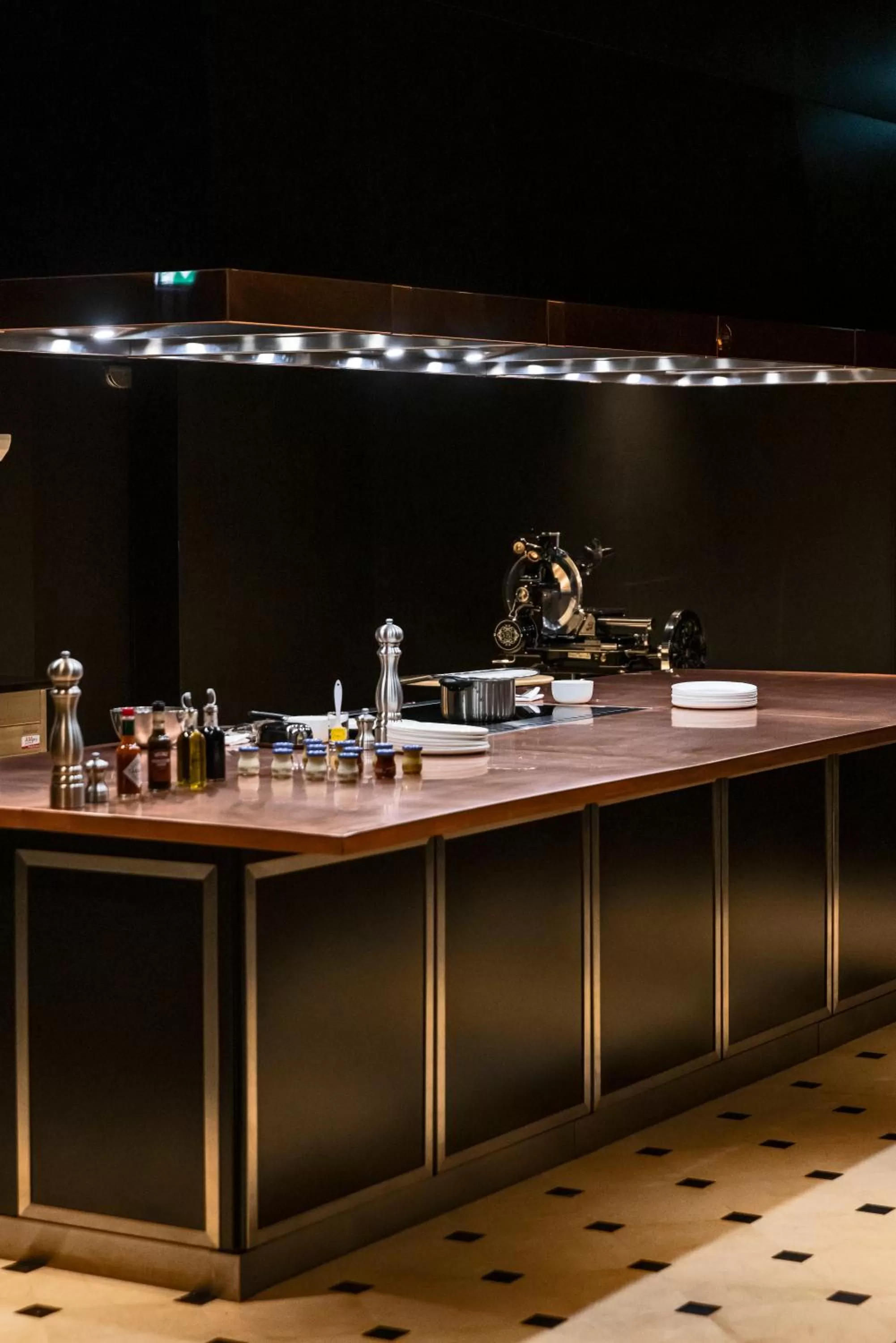 stove in La Licorne Hotel & Spa Troyes - MGallery Collection