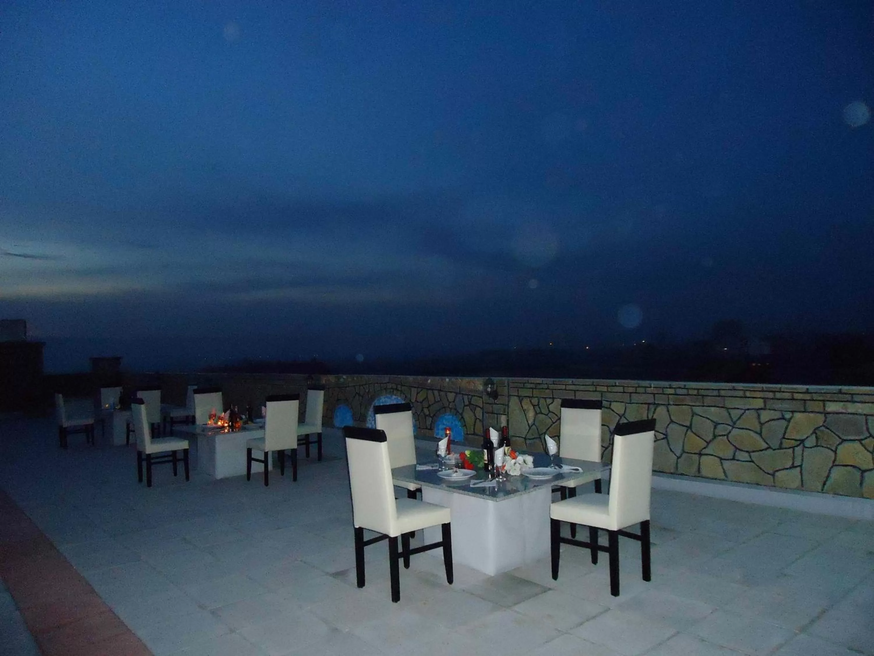 Balcony/Terrace, Restaurant/Places to Eat in Hotel Albatros