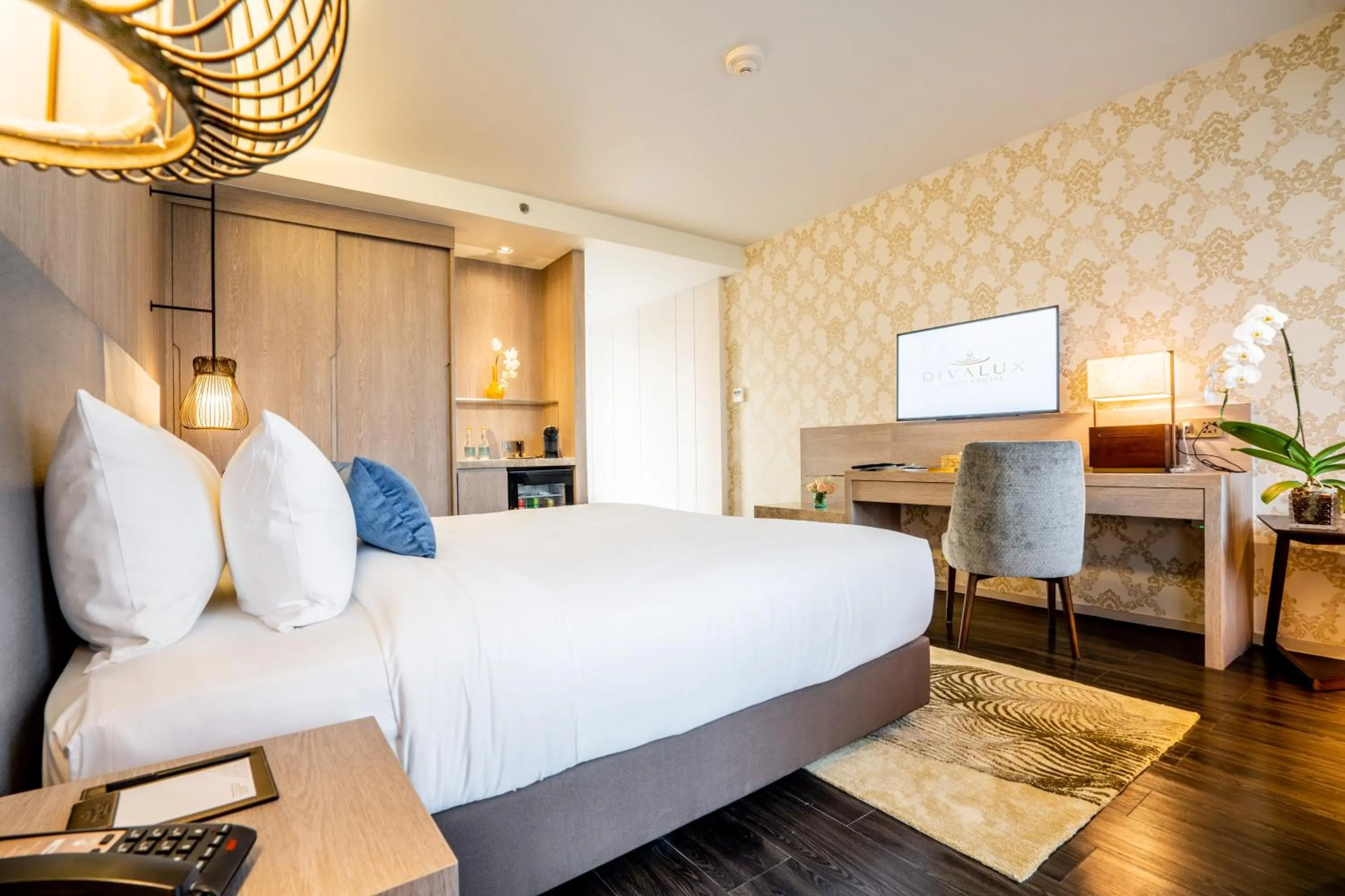 Bed in Divalux Resort & Spa Bangkok, Suvarnabhumi Airport-Free Shuttle