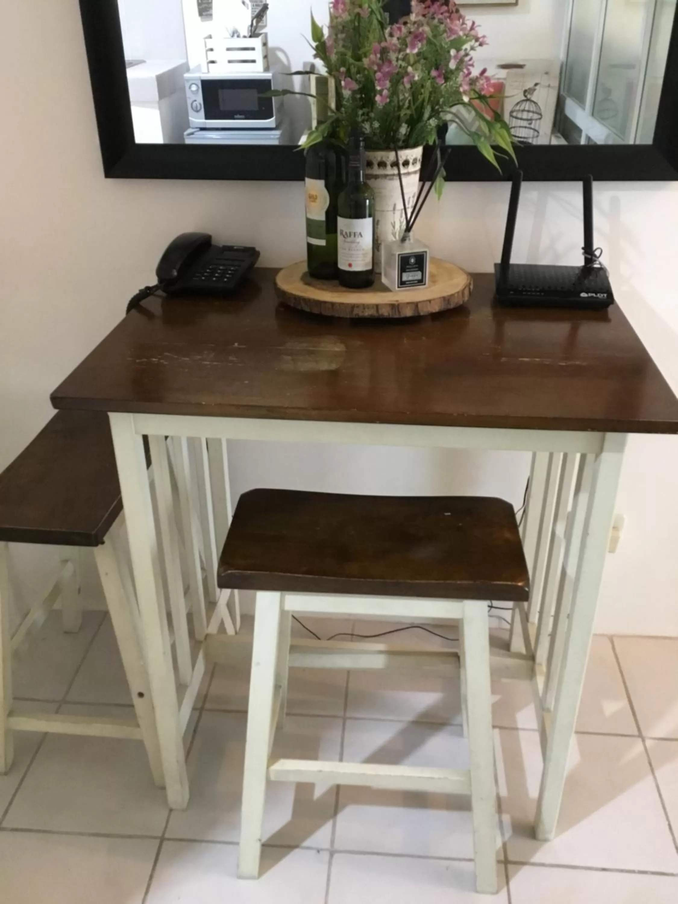 Condo with Free Swimming Pool & Viewing Deck