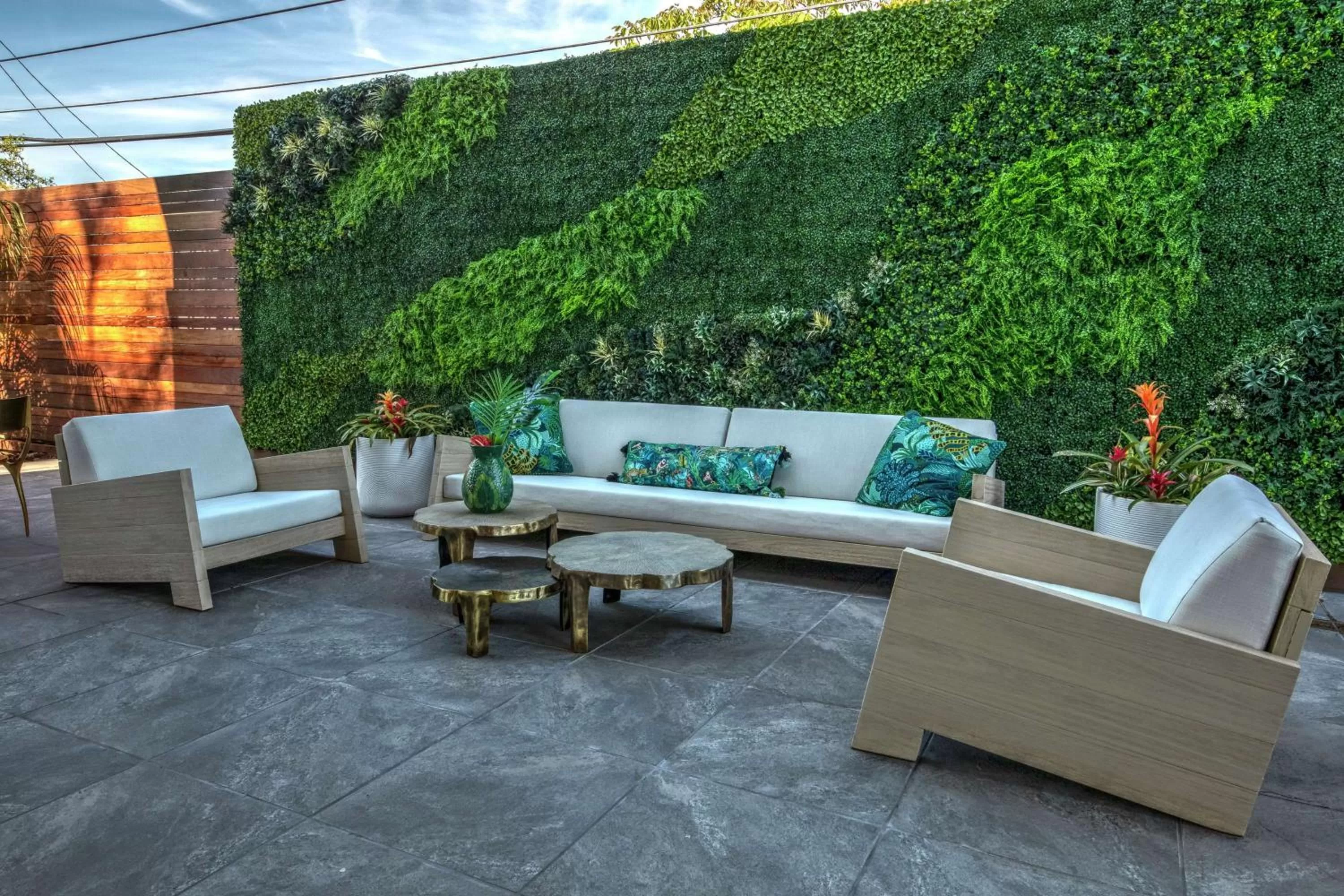 Patio in Hampton Inn Discovery Kingdom Napa Gateway