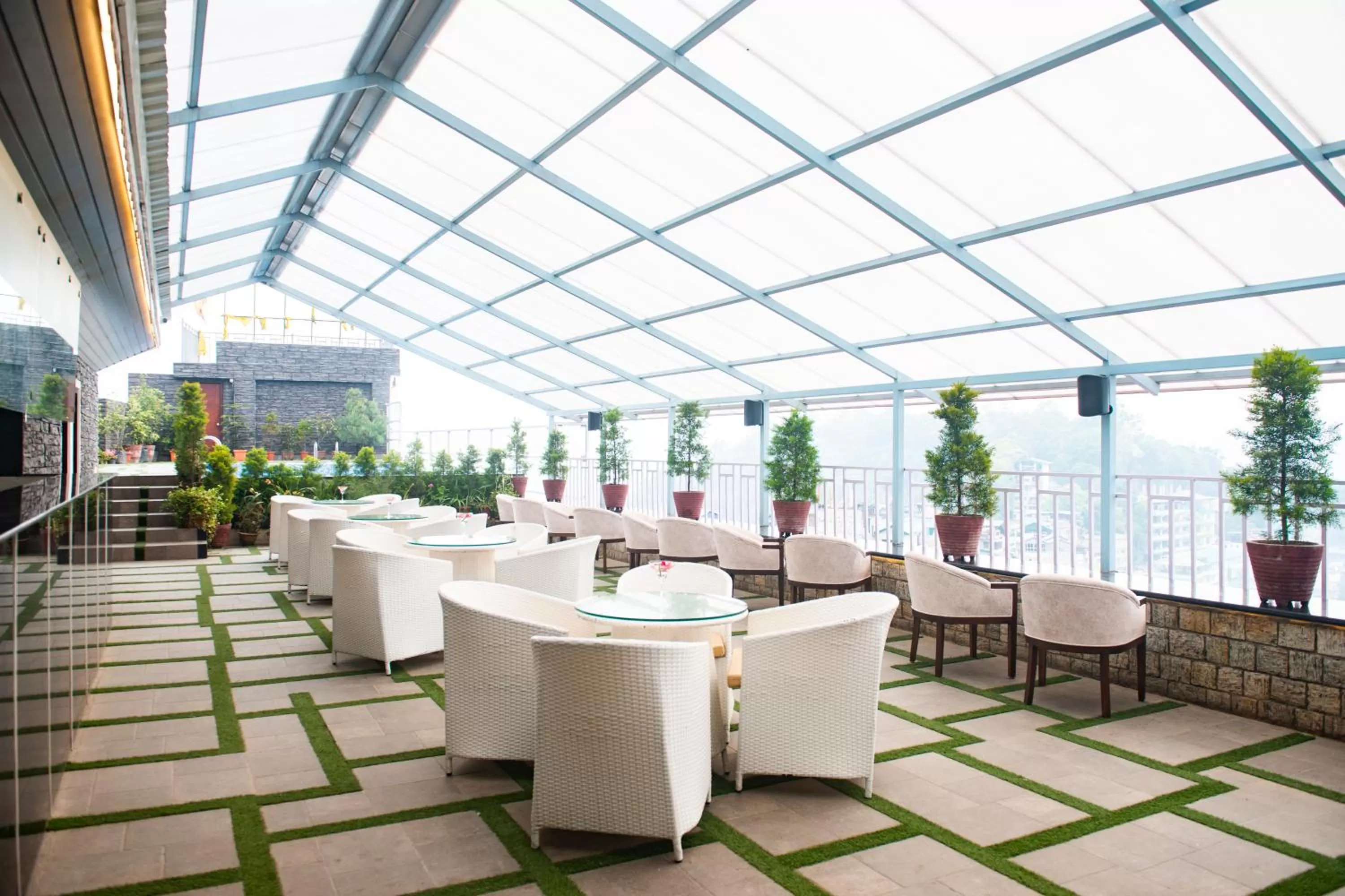 Ramada by Wyndham Gangtok Hotel & Casino Golden