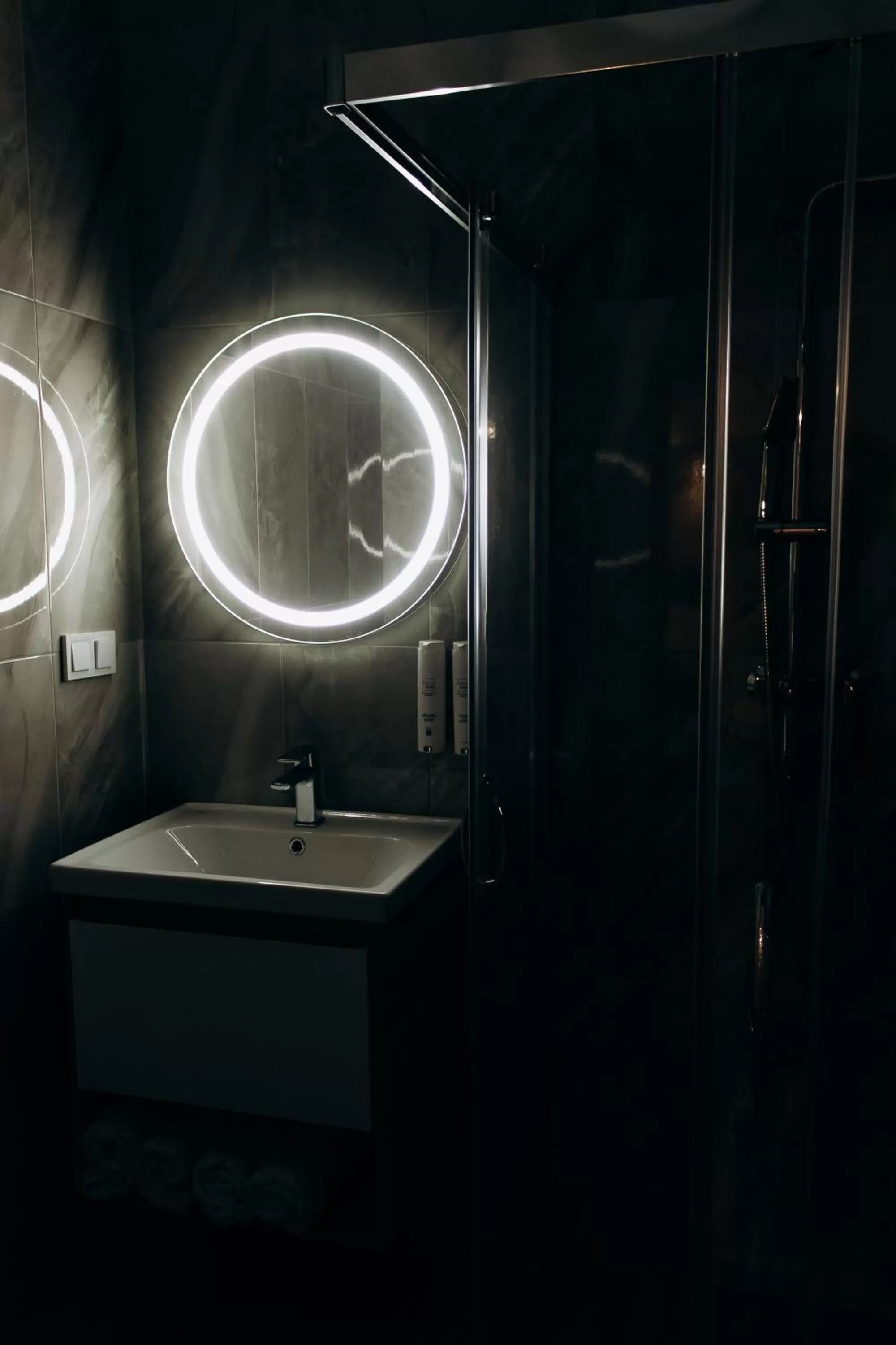 Bathroom in Eduard Hotel