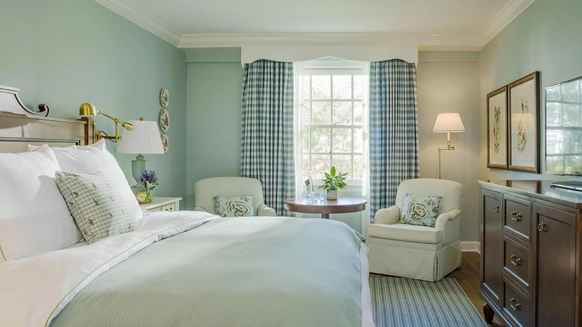 Photo of the whole room, Bed in Woodstock Inn & Resort