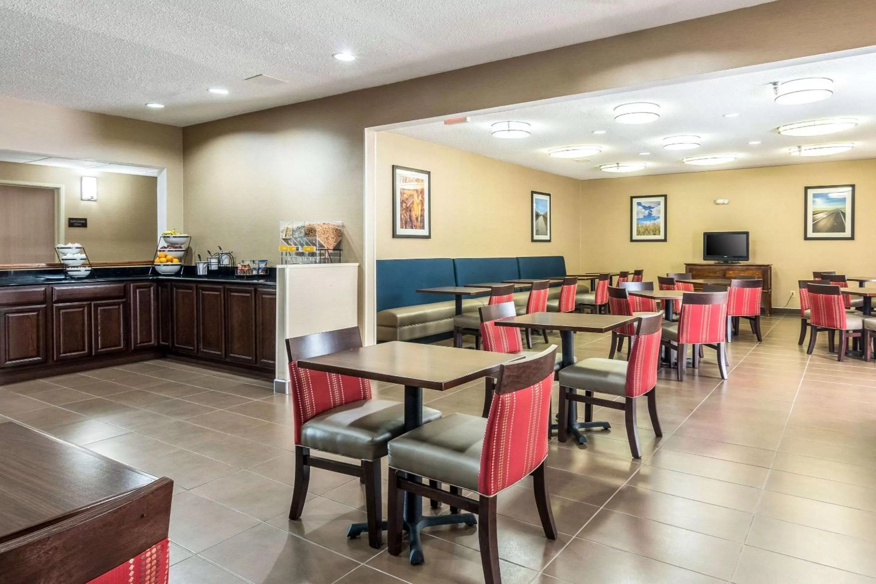 Restaurant/places to eat in Comfort Inn & Suites - Hannibal