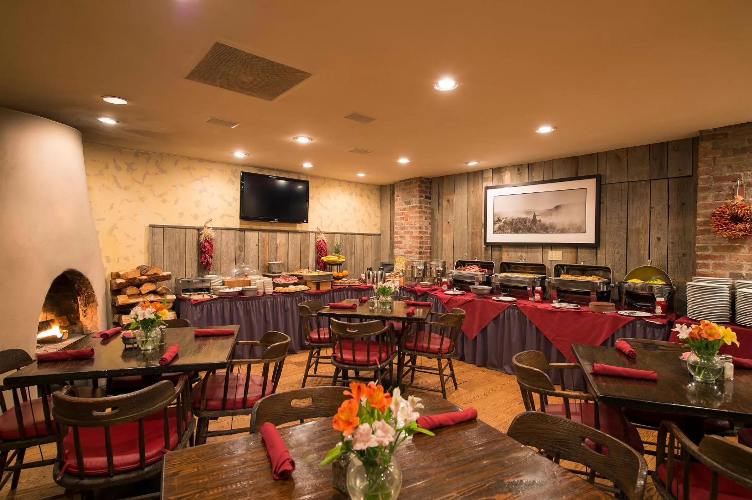 Restaurant/places to eat in Inn of the Governors