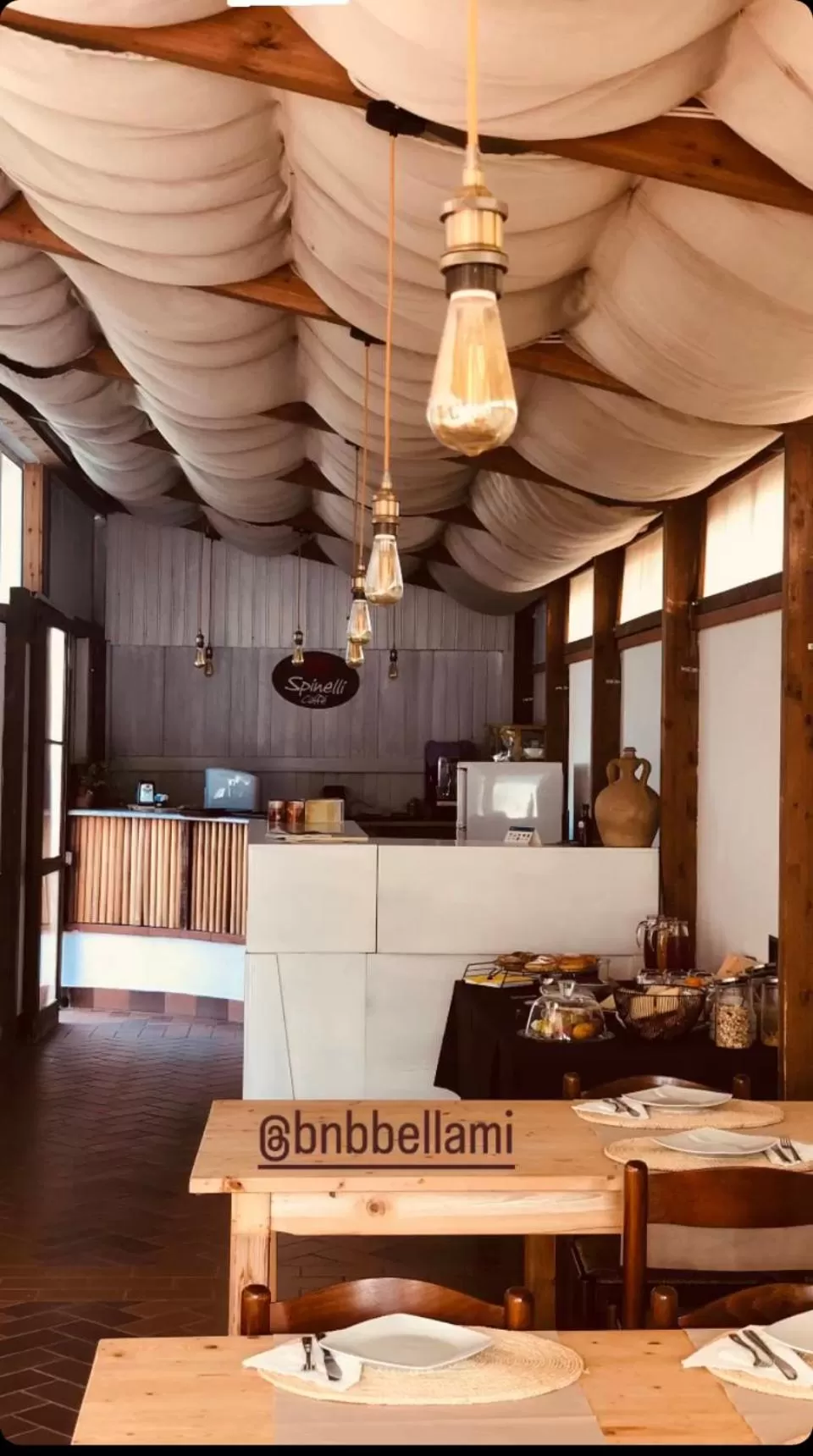 Property building, Kitchen/Kitchenette in B&B BELLAMI'