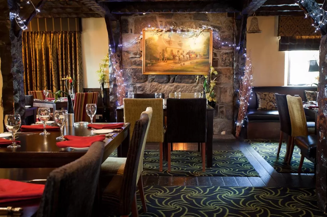 Restaurant/places to eat in The Cock and Bull