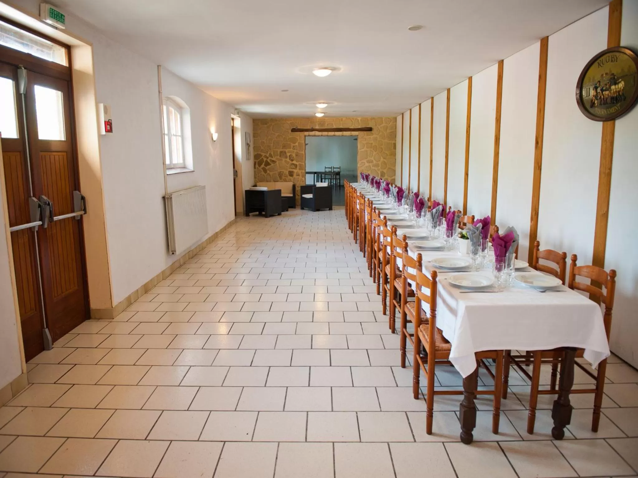 Banquet/Function facilities in Logis Hotel Restaurant Le Relais Fleuri