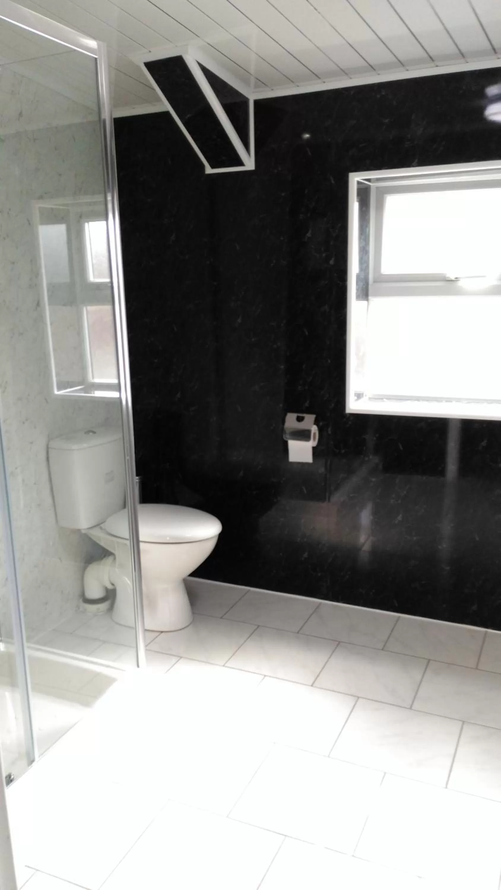 Toilet in The Premier Lodge