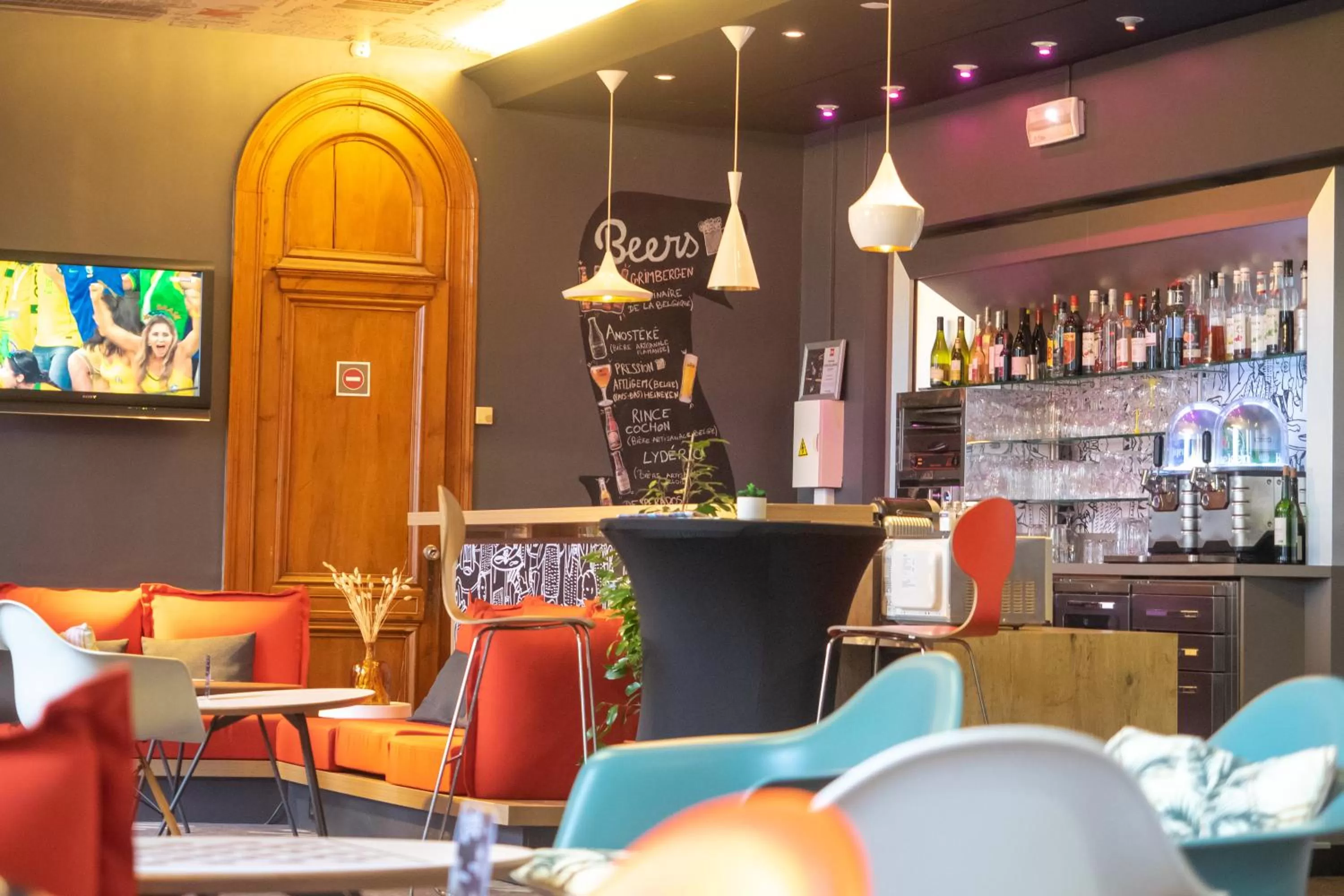 Lobby or reception in ibis Douai Centre