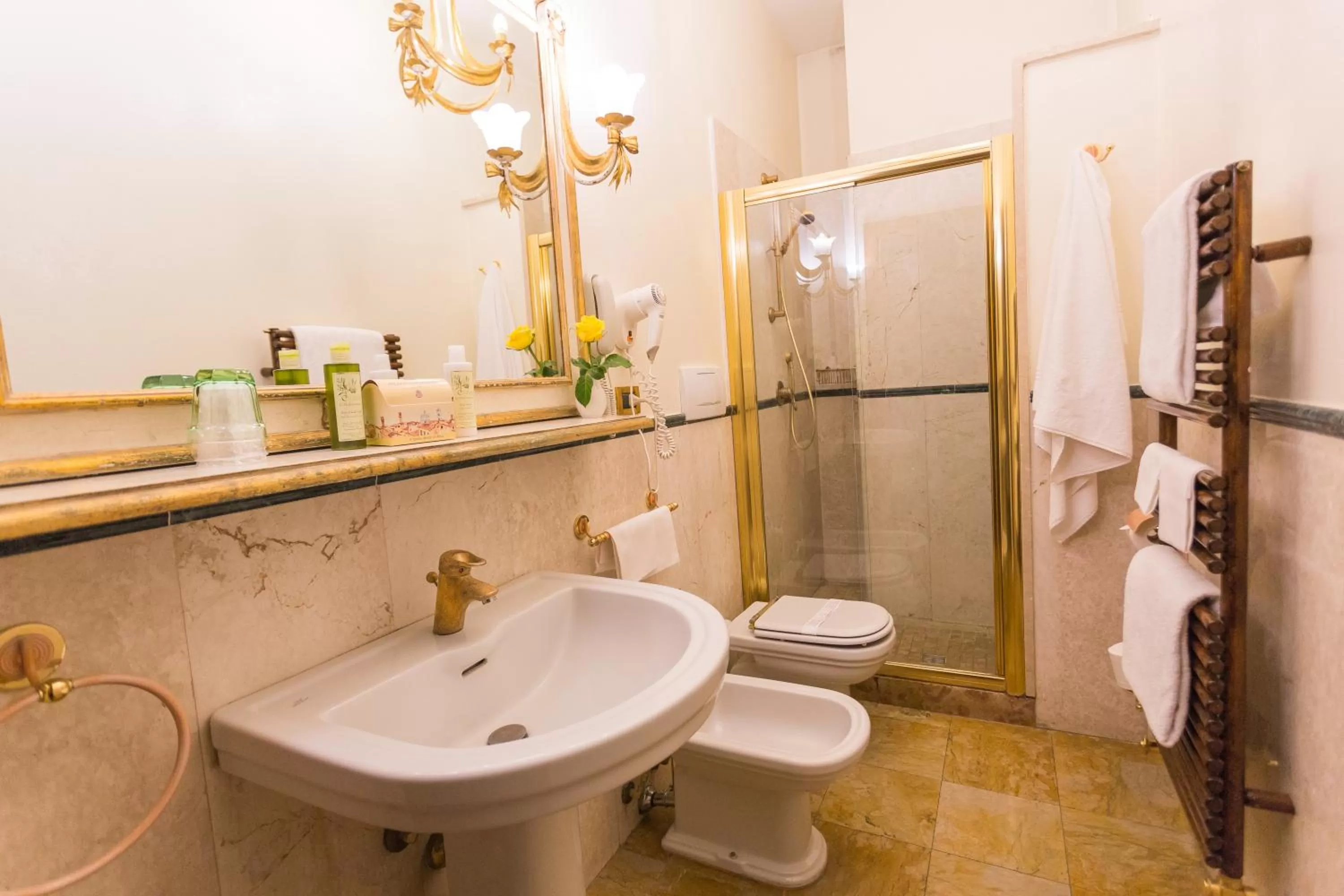 Shower in Hotel Palazzo Alexander