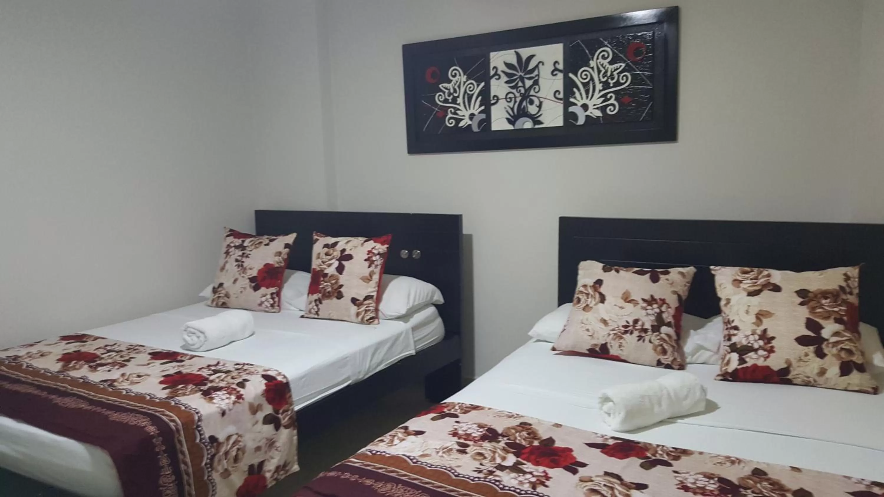 Bed in Caribbean Island Hotel Piso 2