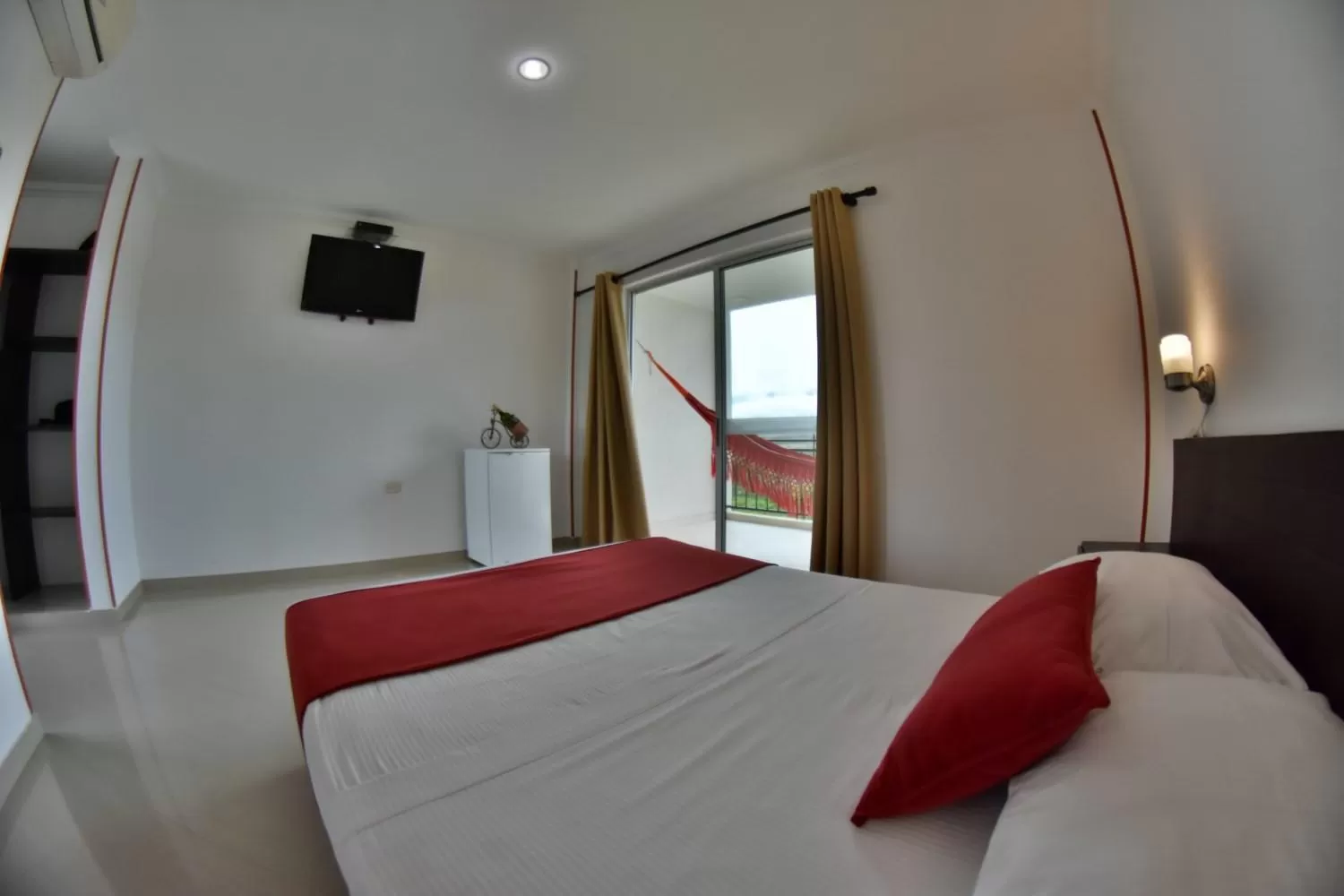 Bed in Hotel Montserrat Plaza