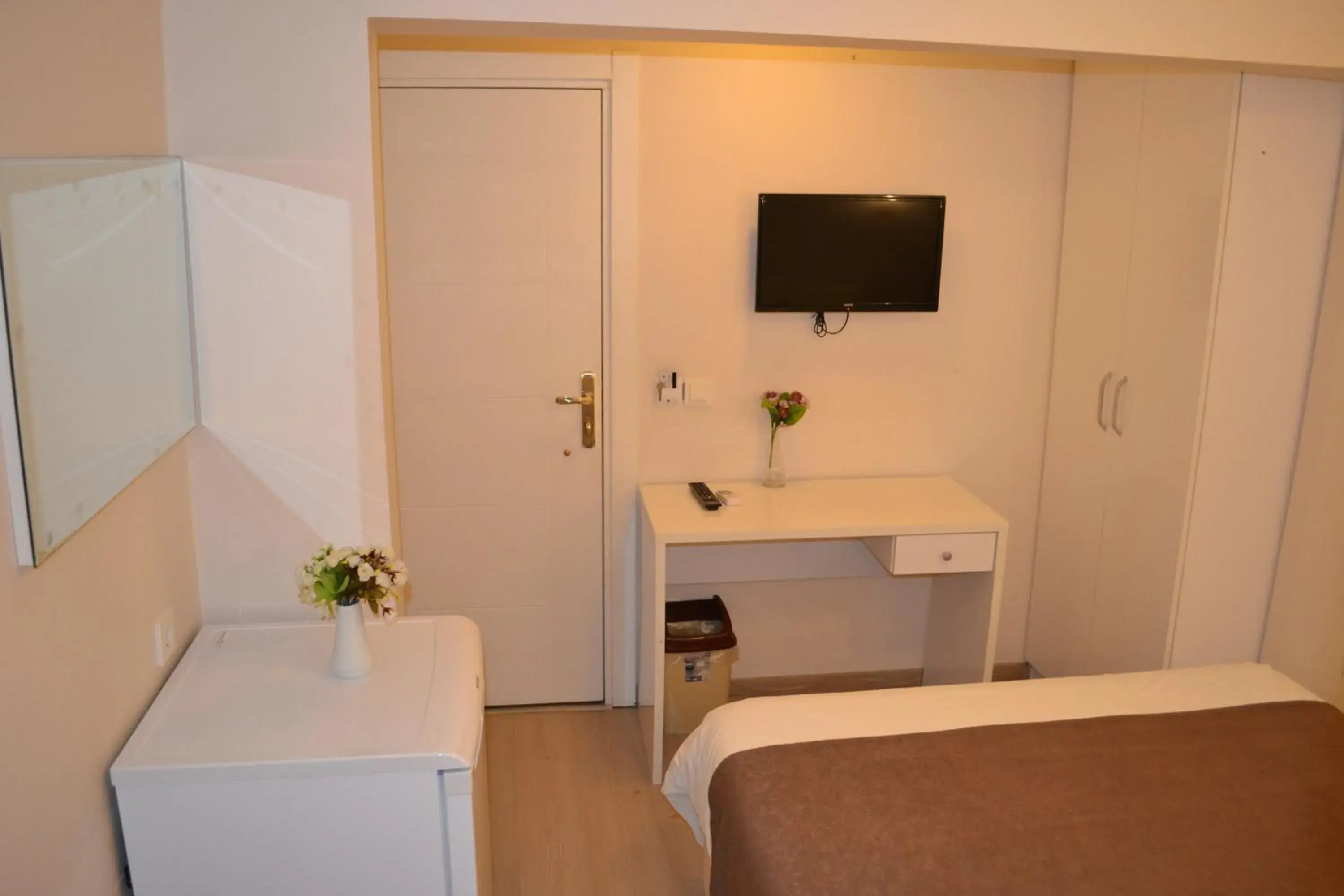 Budget Single Room in New Fatih Hotel Budget Single Room in New Fatih Hotel