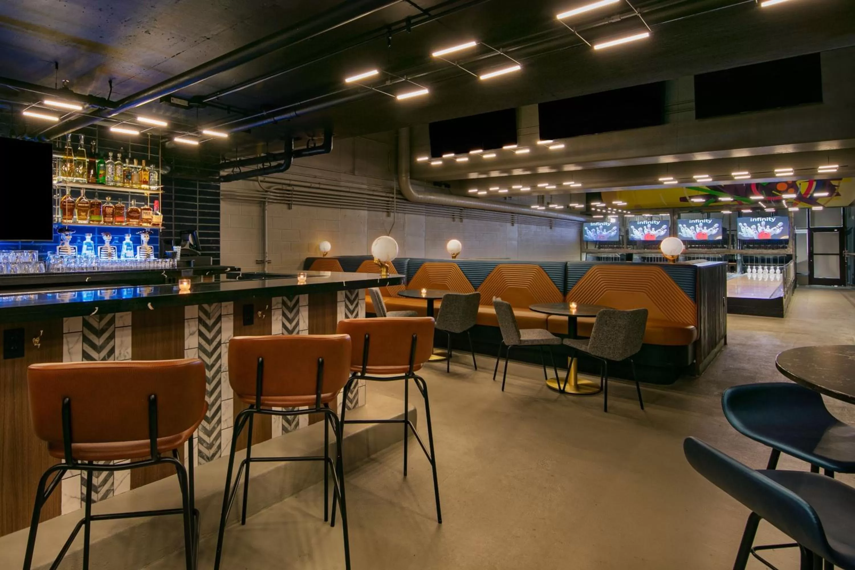 Restaurant/places to eat in Philadelphia Marriott Downtown