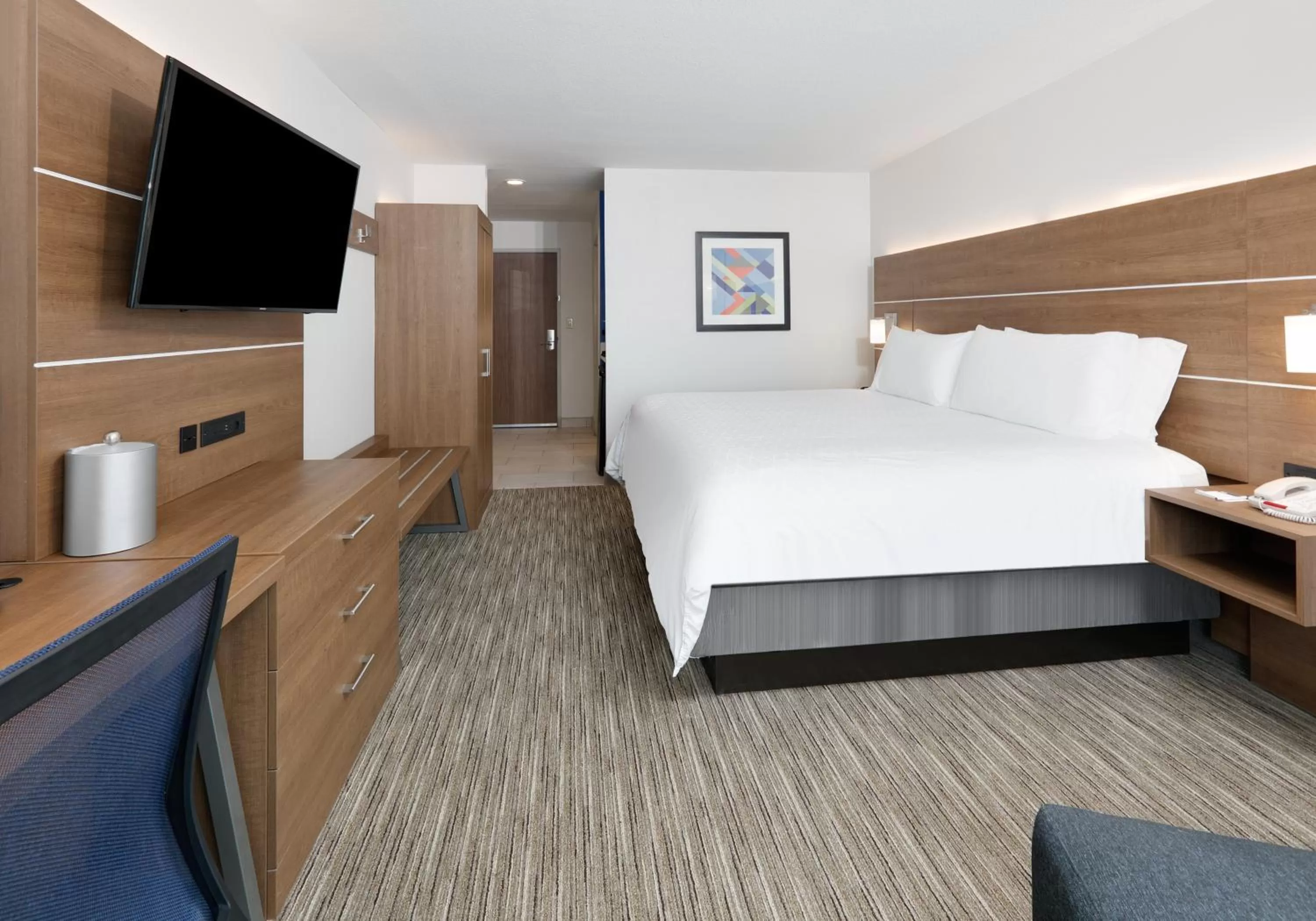 Bedroom, Bed in Holiday Inn Express & Suites San Antonio NW near SeaWorld by IHG