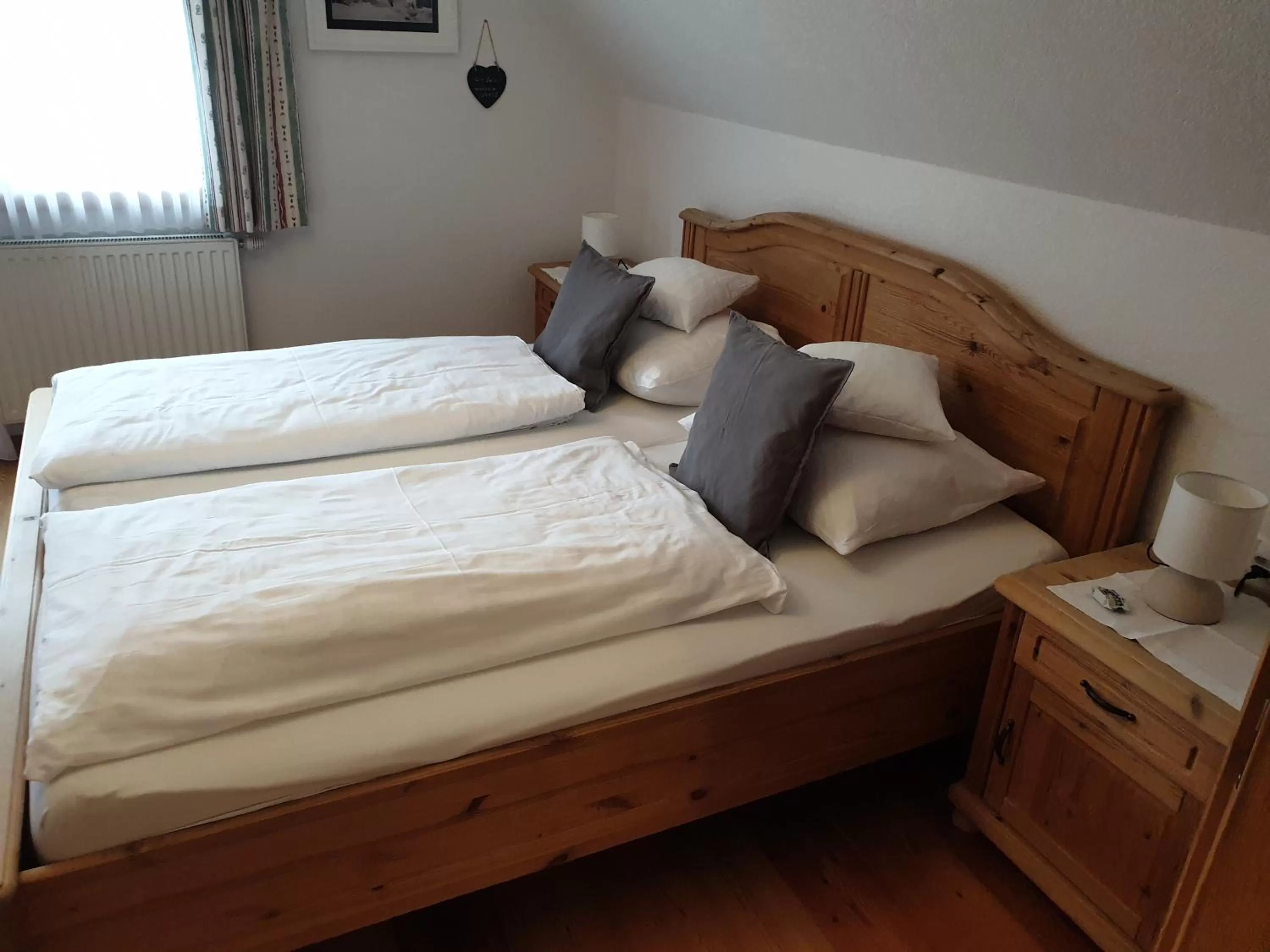 Bedroom, Bed in Bergführerhaus