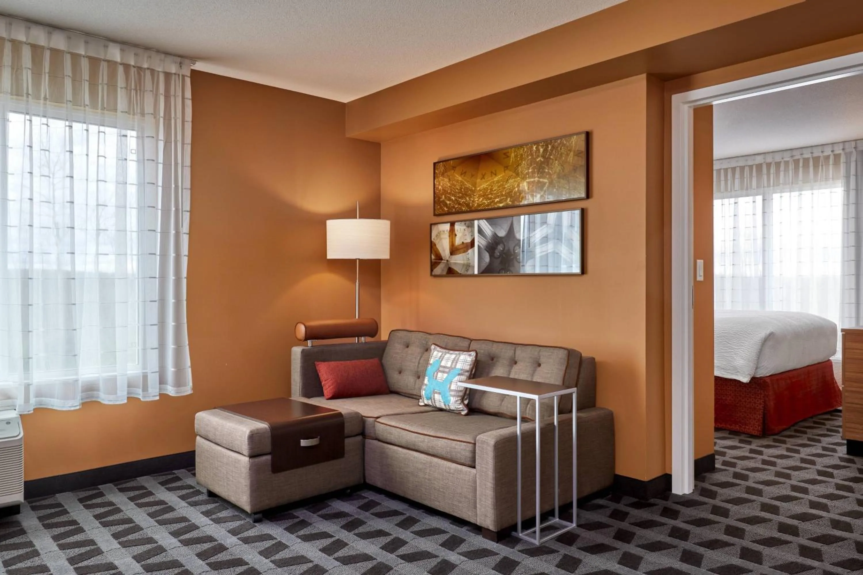 Living room in TownePlace Suites by Marriott Fort McMurray