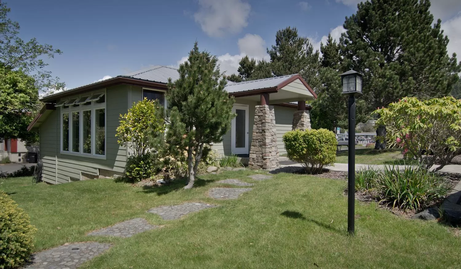 Property building in Pacific Reef Hotel & Light Show