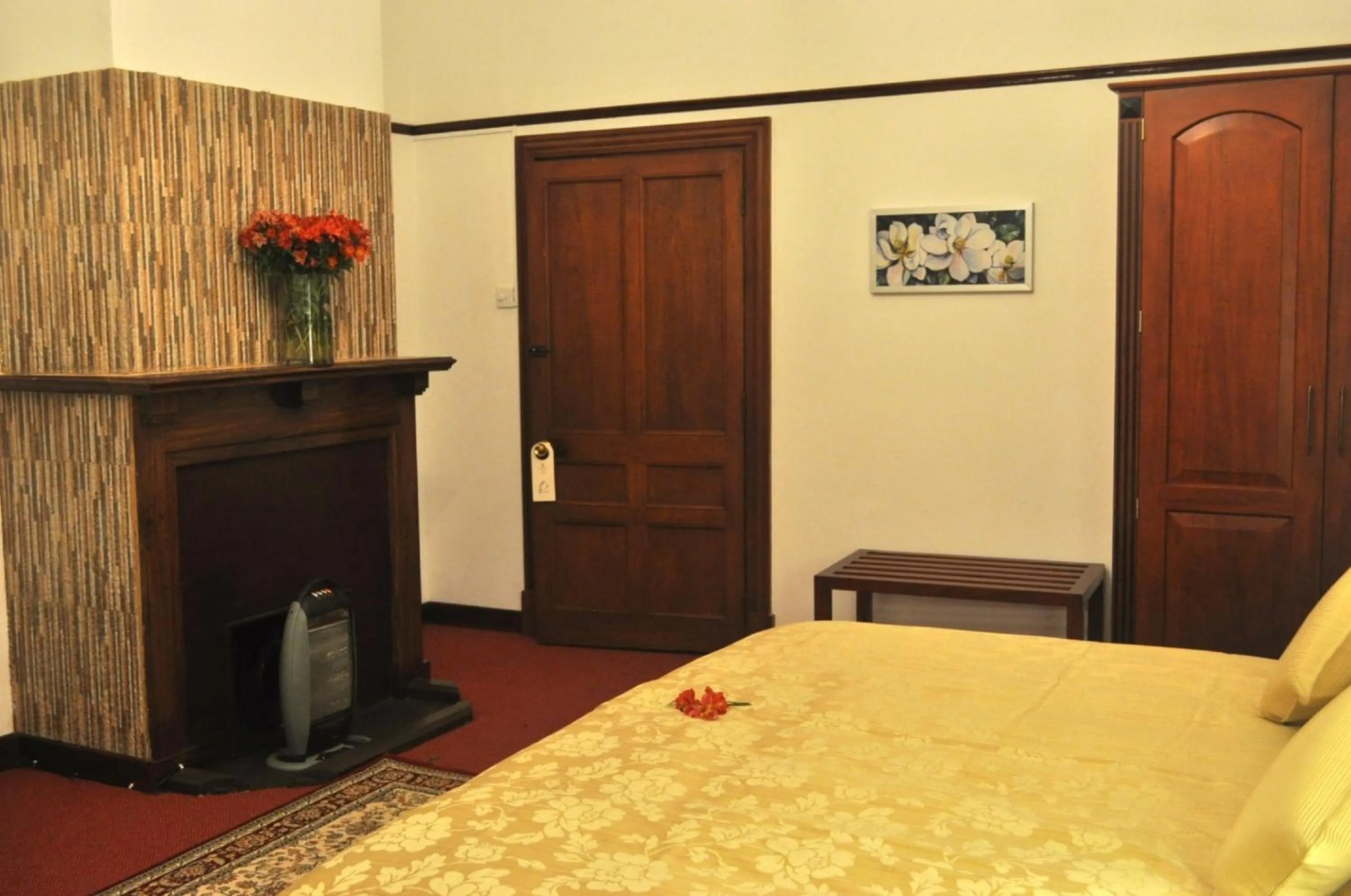 Bedroom, Bed in Royal Cocoon - Nuwara Eliya