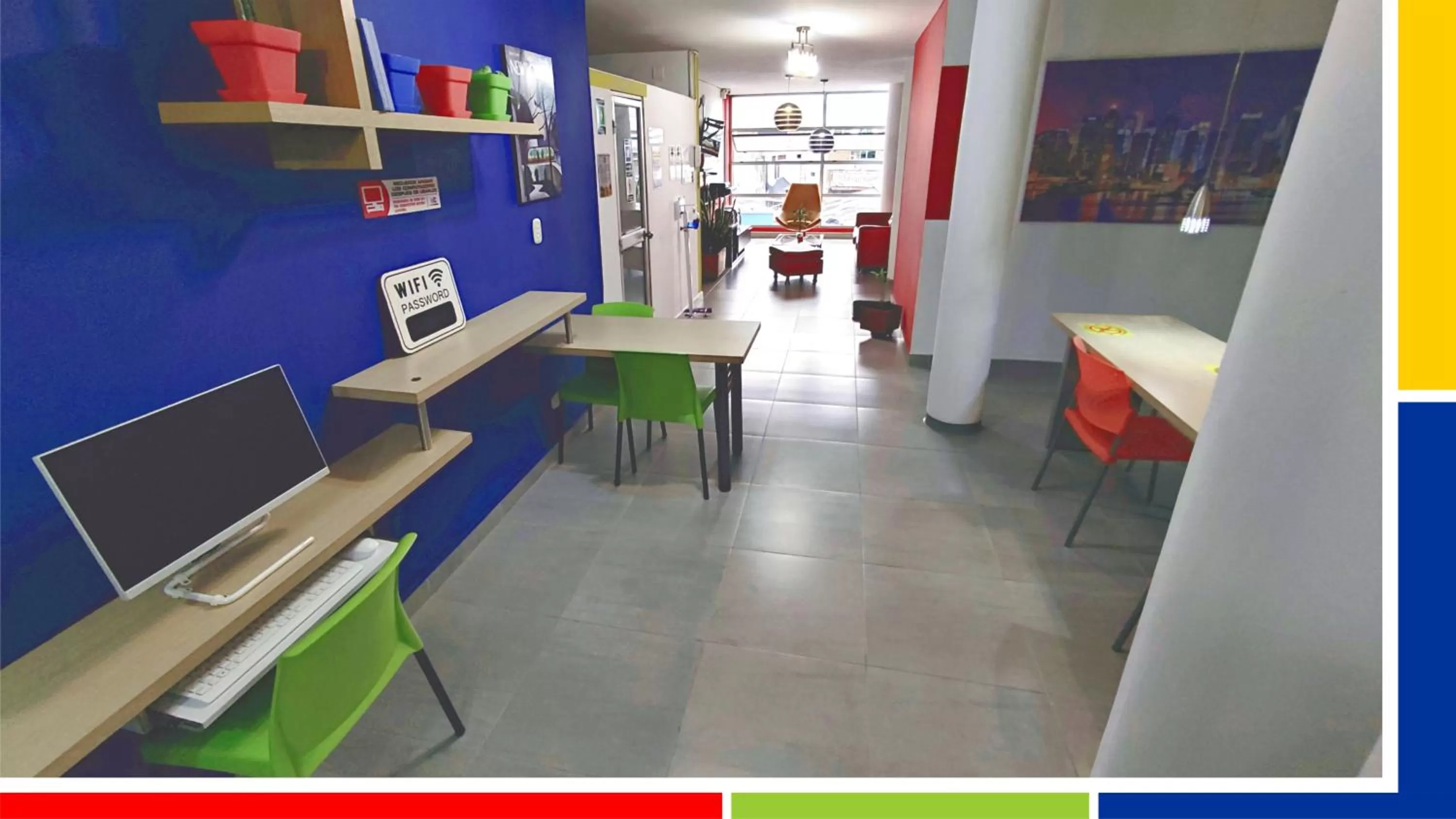 Seating area in HOTEL COLOURS Cali