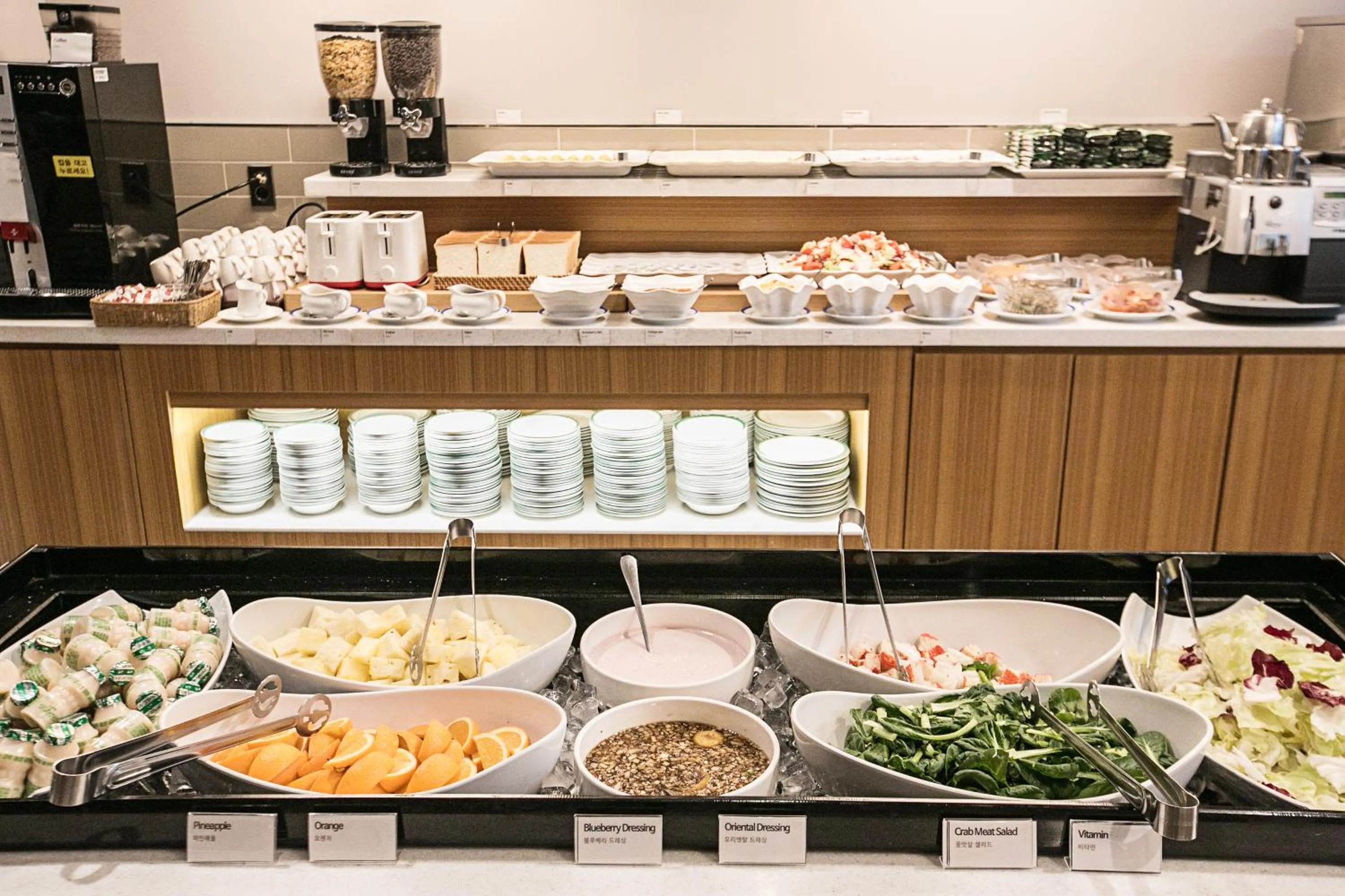 Buffet breakfast in Busan Tourist Hotel