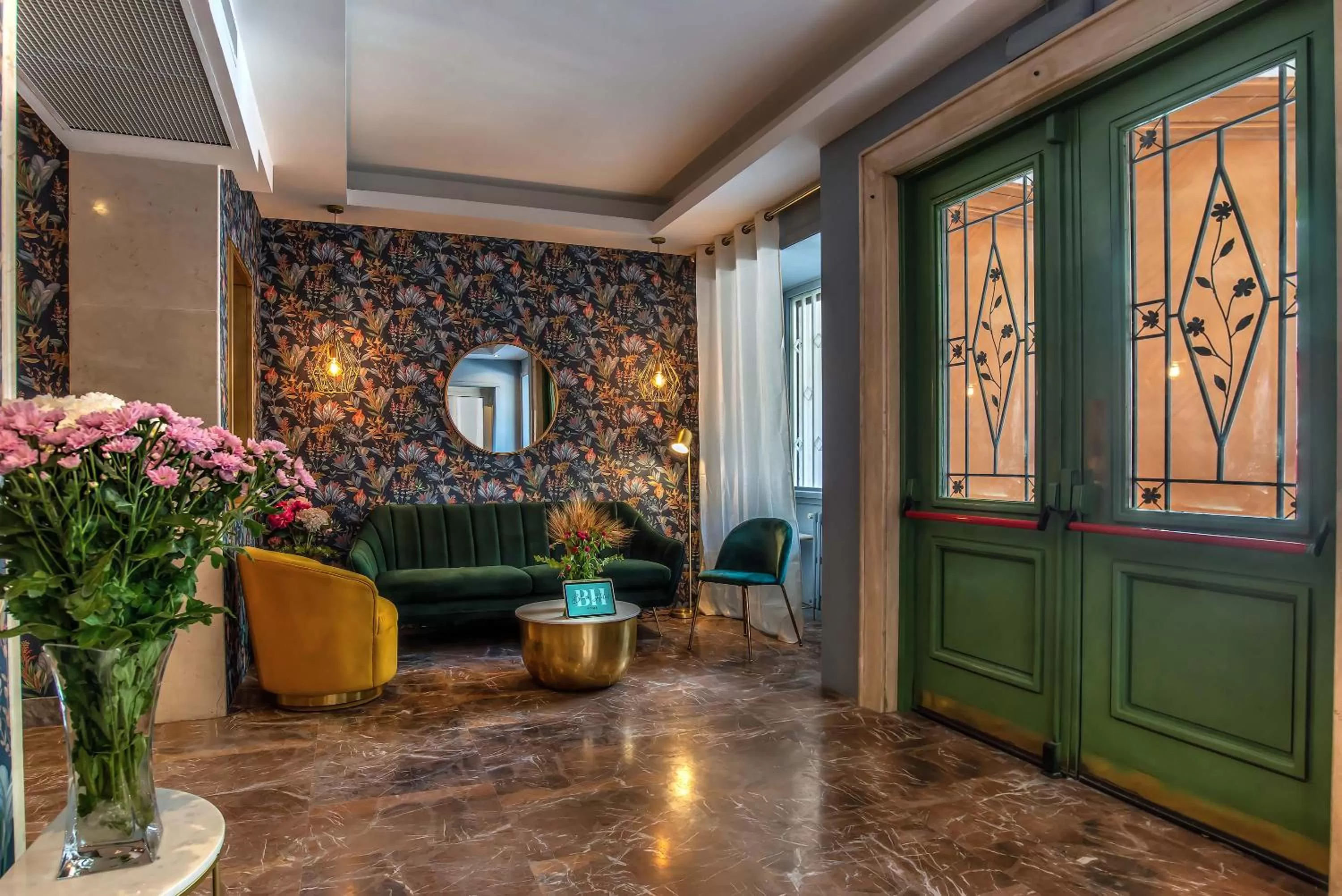 Lobby or reception in Bloom Hotel Rome